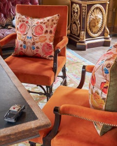 Cluster Column Leg Gainsborough Chair