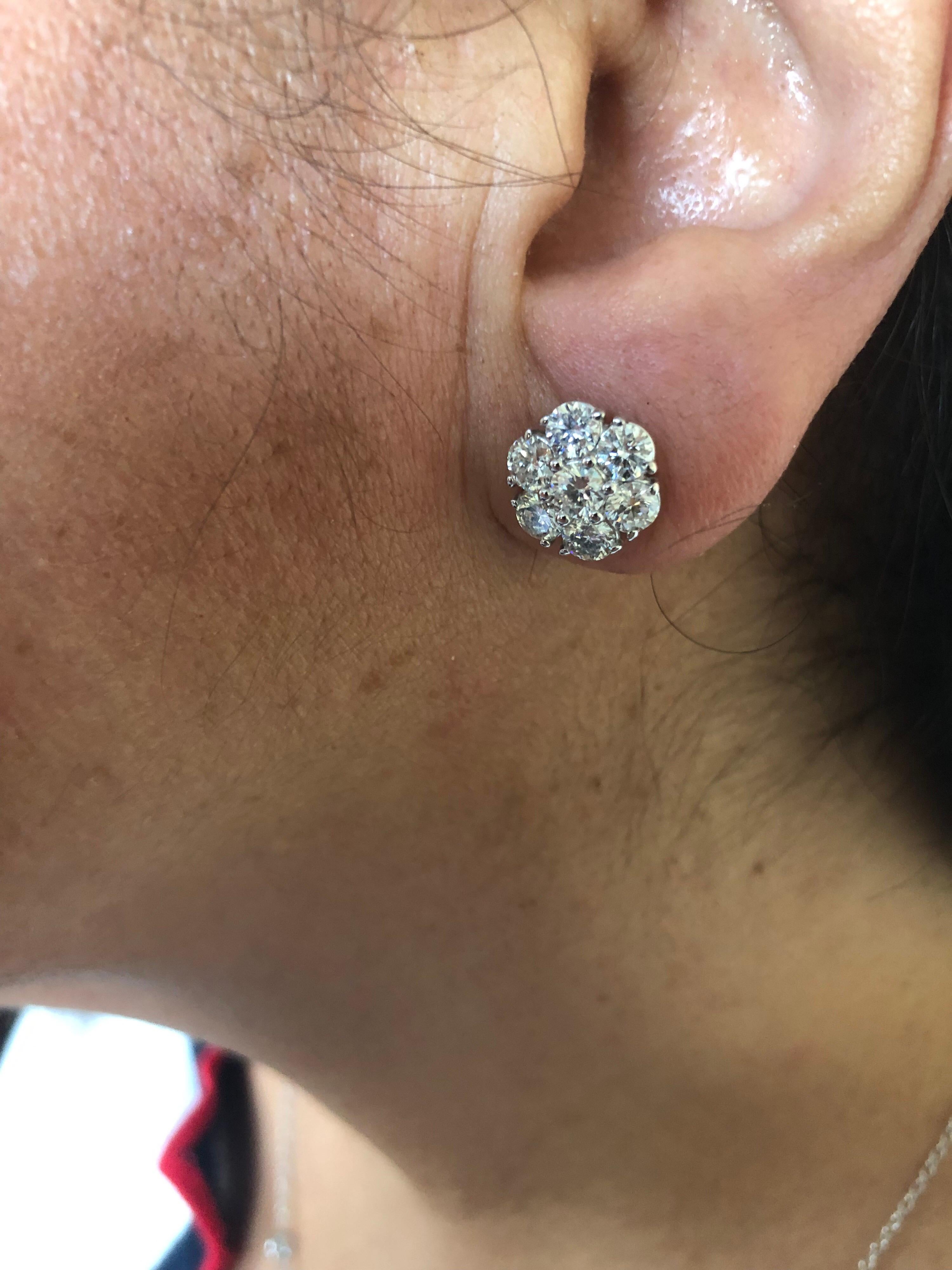 Modern Cluster Diamond Earrings 3 Carat For Sale
