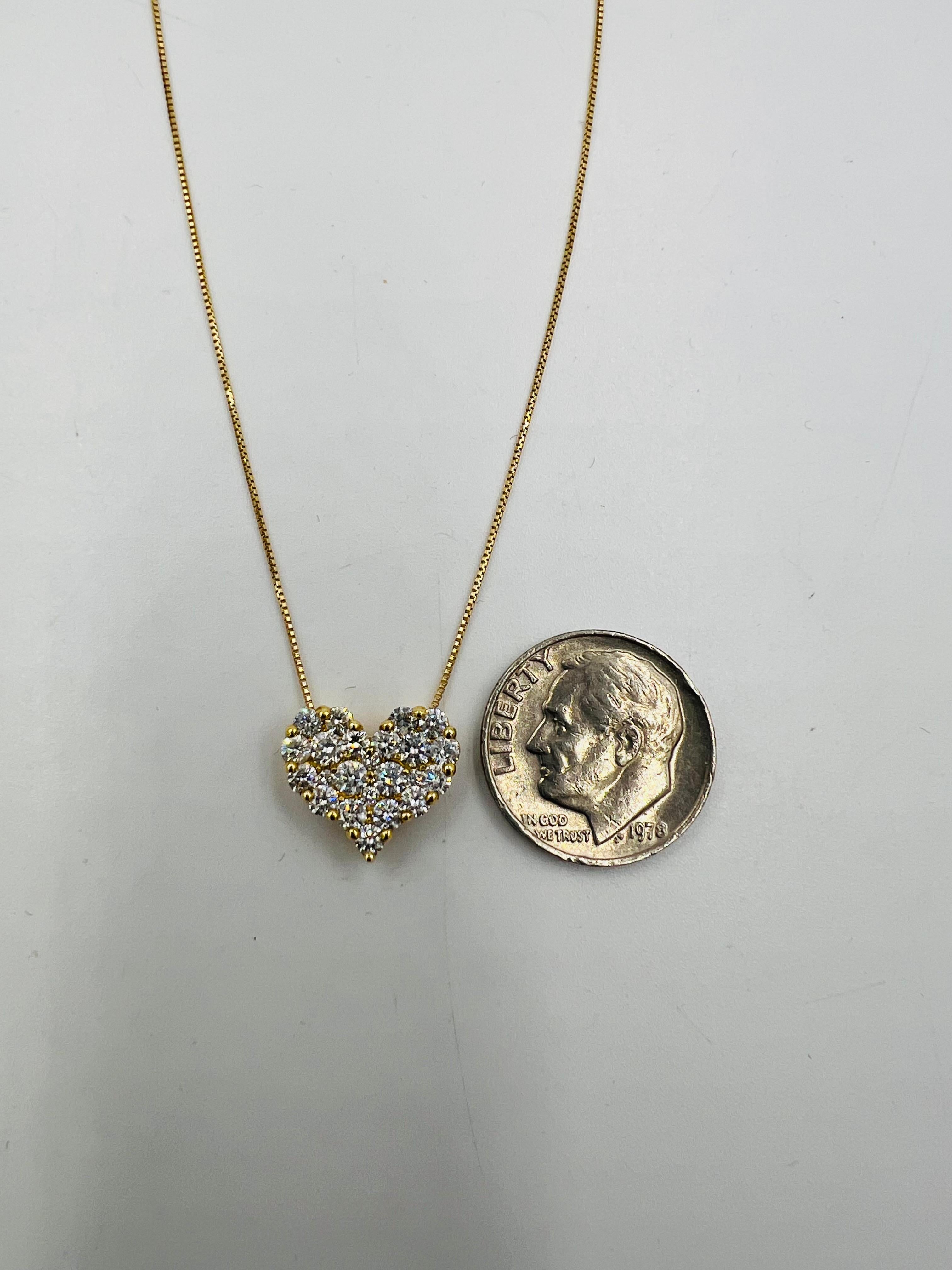 Cluster Diamond Heart 18k Yellow Gold Pendant Necklace For Sale 1