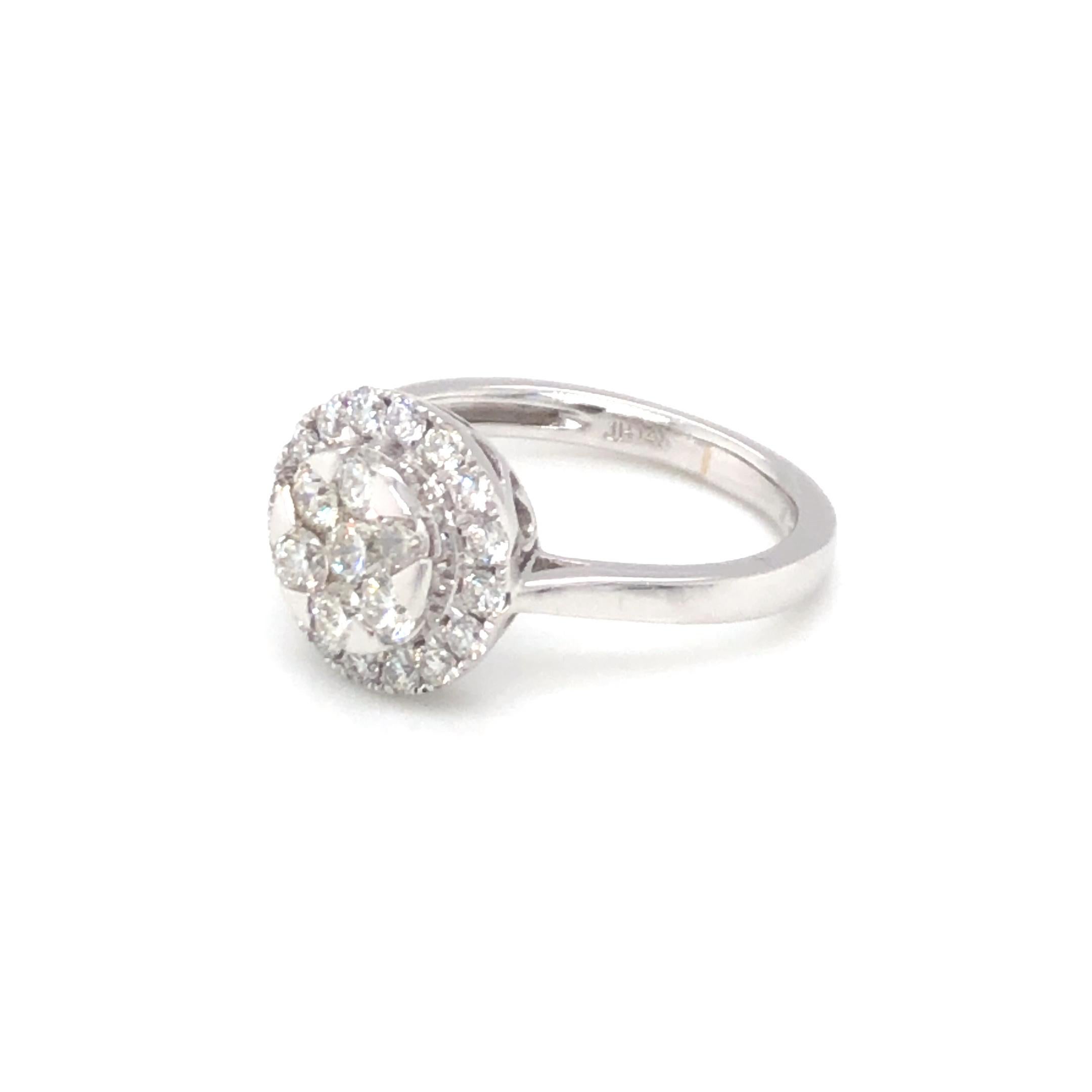 Bague en or blanc 14K avec diamant 0.58 ctw 4 grammes Taille 7