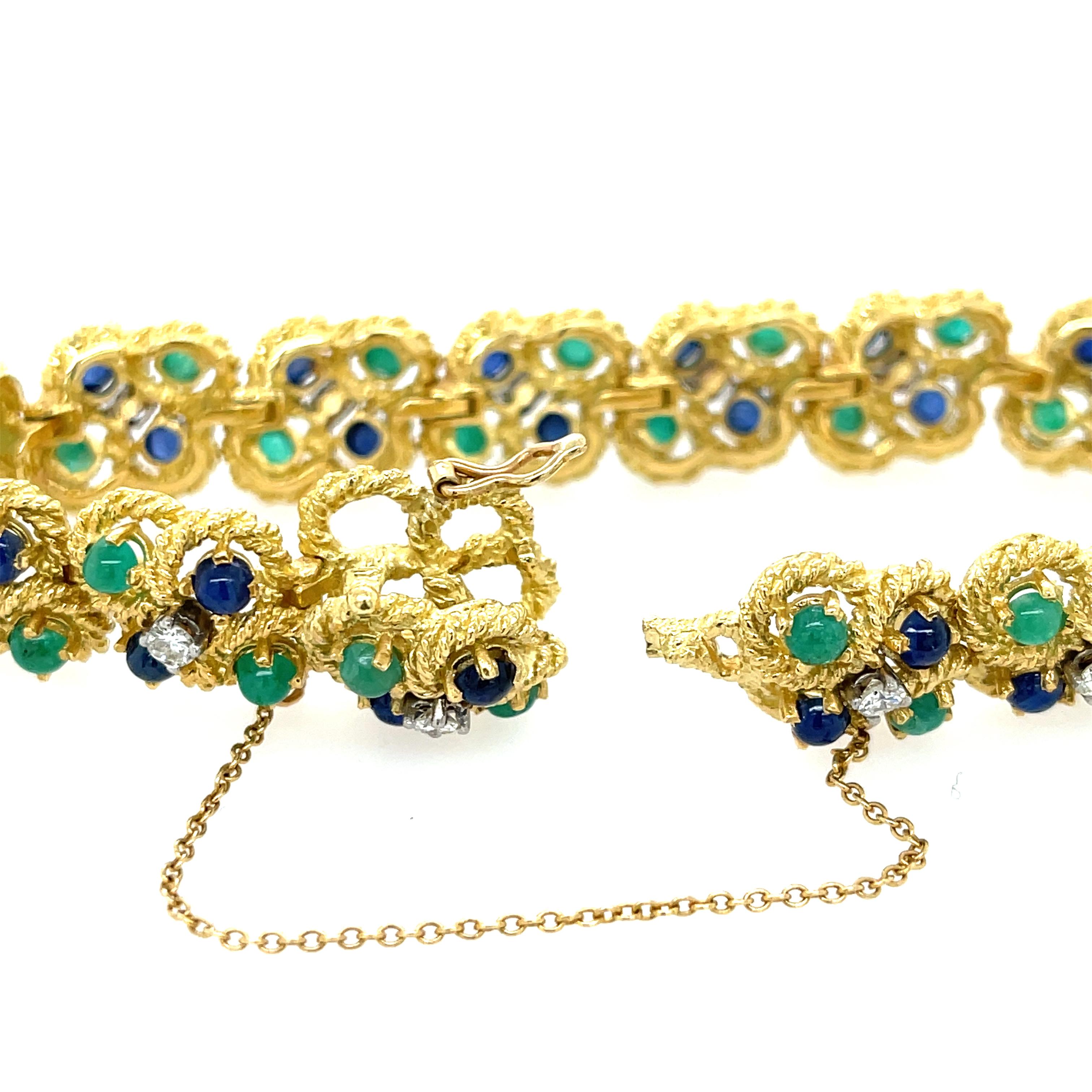 Round Cut Cluster Emerald Sapphire Diamond Bracelet 18k Yellow Gold For Sale