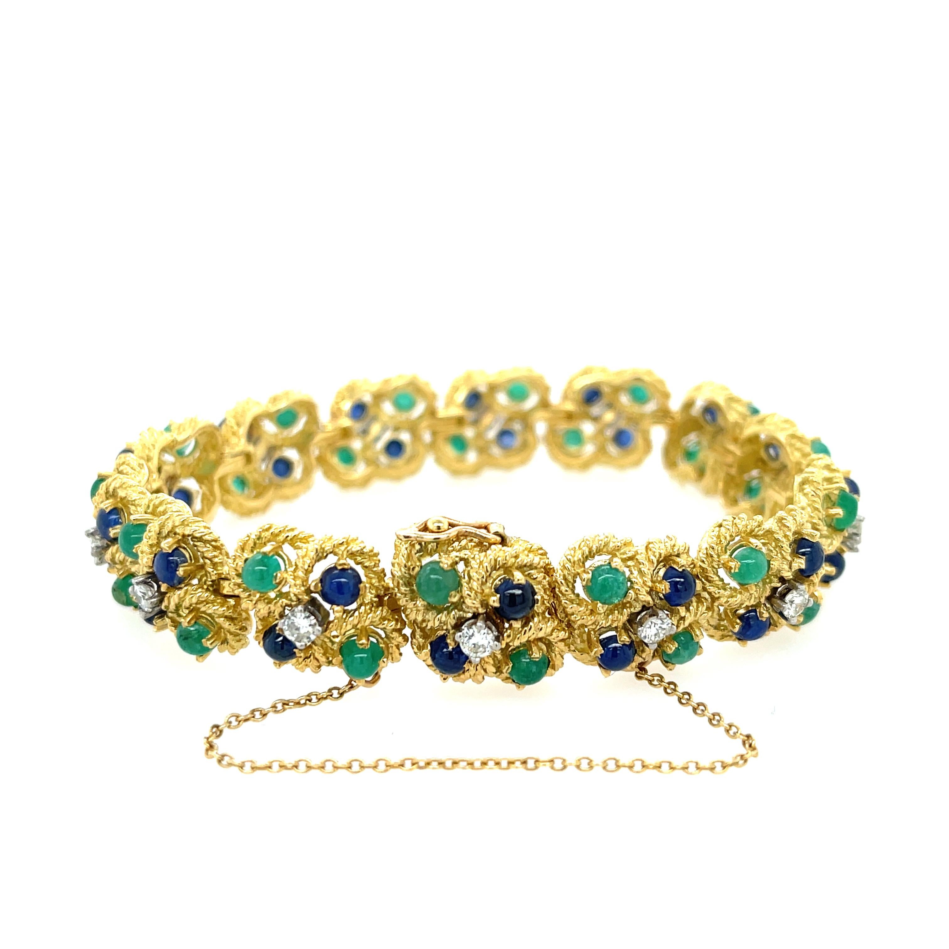 Cluster Emerald Sapphire Diamond Bracelet 18k Yellow Gold In Good Condition For Sale In Dallas, TX
