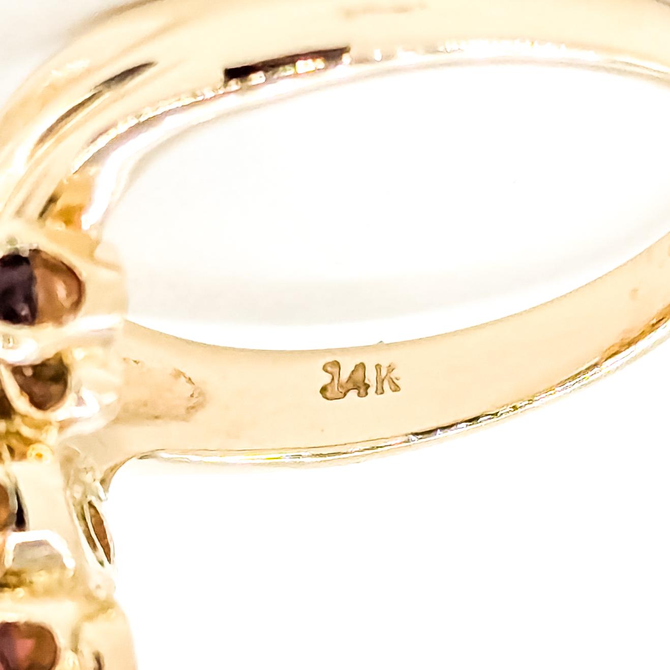 Bague en or jaune 14k avec grenat en grappe en vente 4