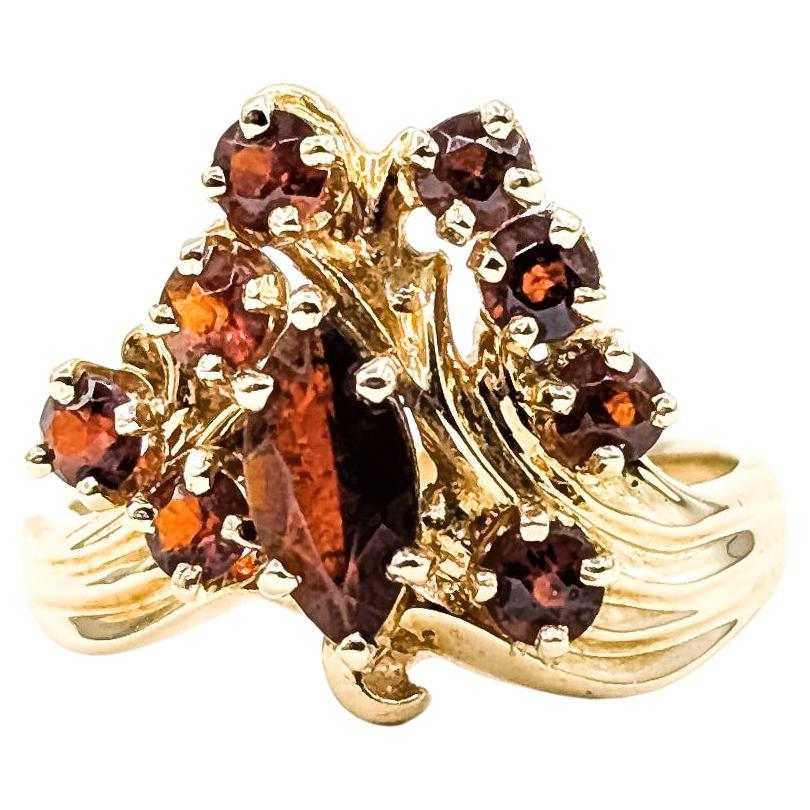 Cluster Granat Ring in 14k Gelbgold