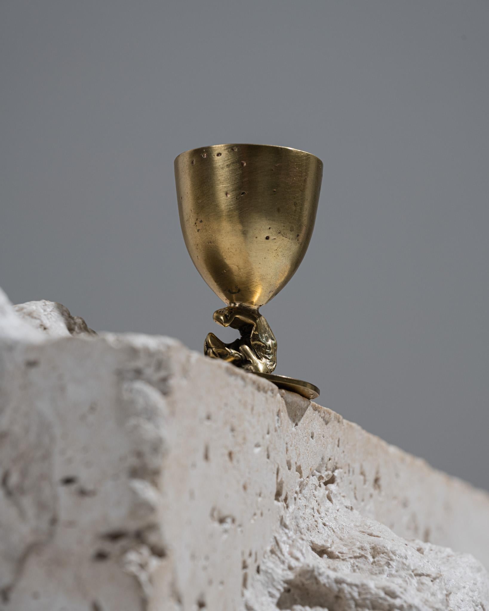 Cluster Graal brass egg cup n°7 In Good Condition For Sale In PARIS, FR