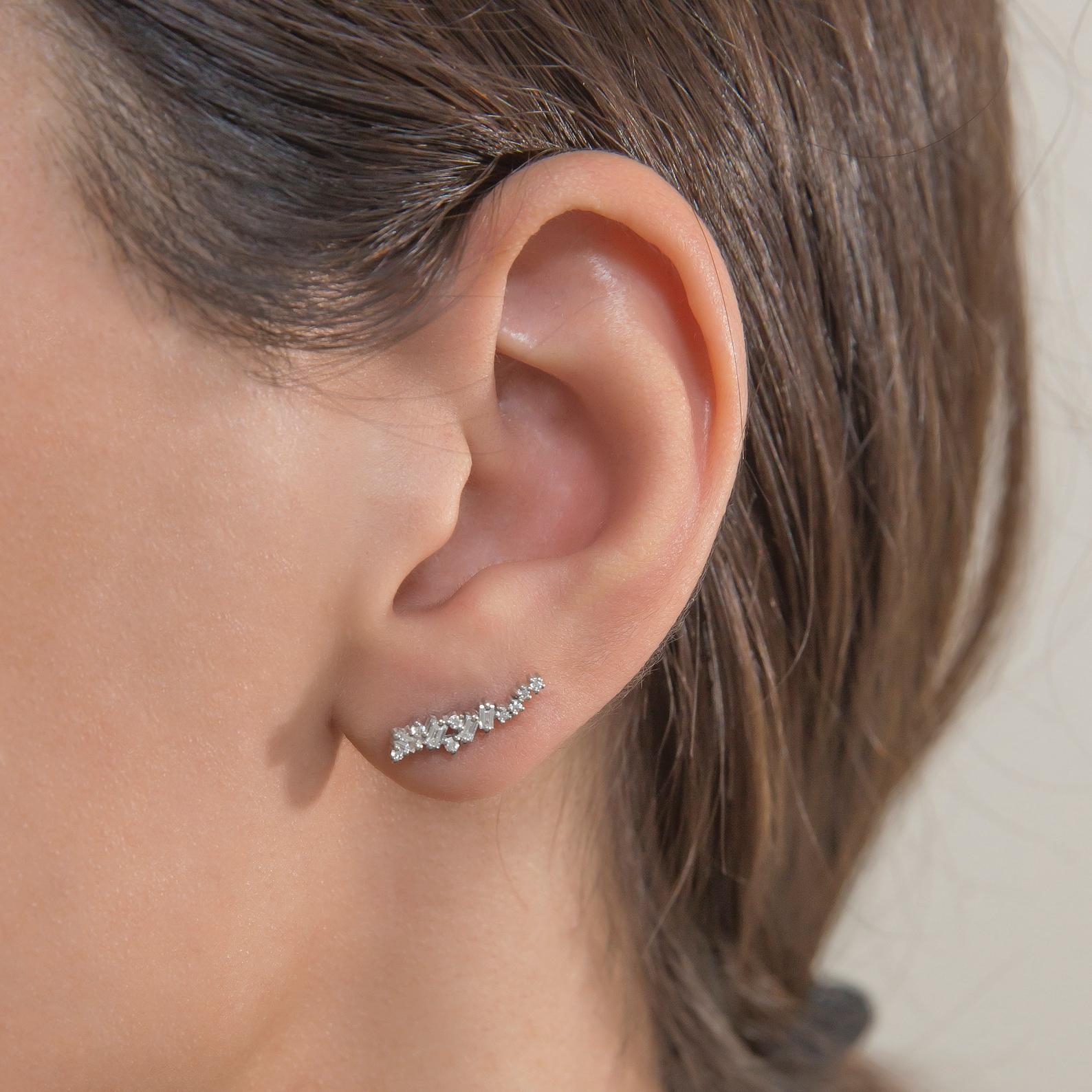 Cluster Moissanite Single Earring 925 Sterling Silver Bridal Ear Climber Earring In New Condition In Chicago, IL
