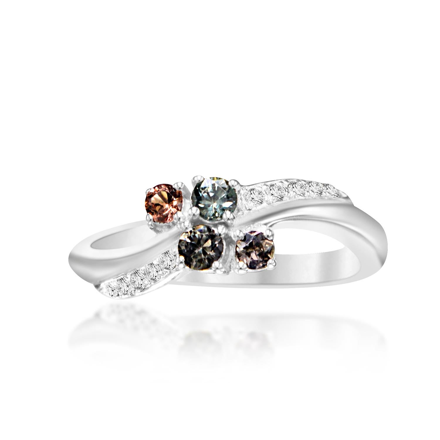 Cluster-Ring aus 18 Karat Weißgold mit Montana-Saphir und Diamant im Zustand „Neu“ im Angebot in Brooklyn, NY
