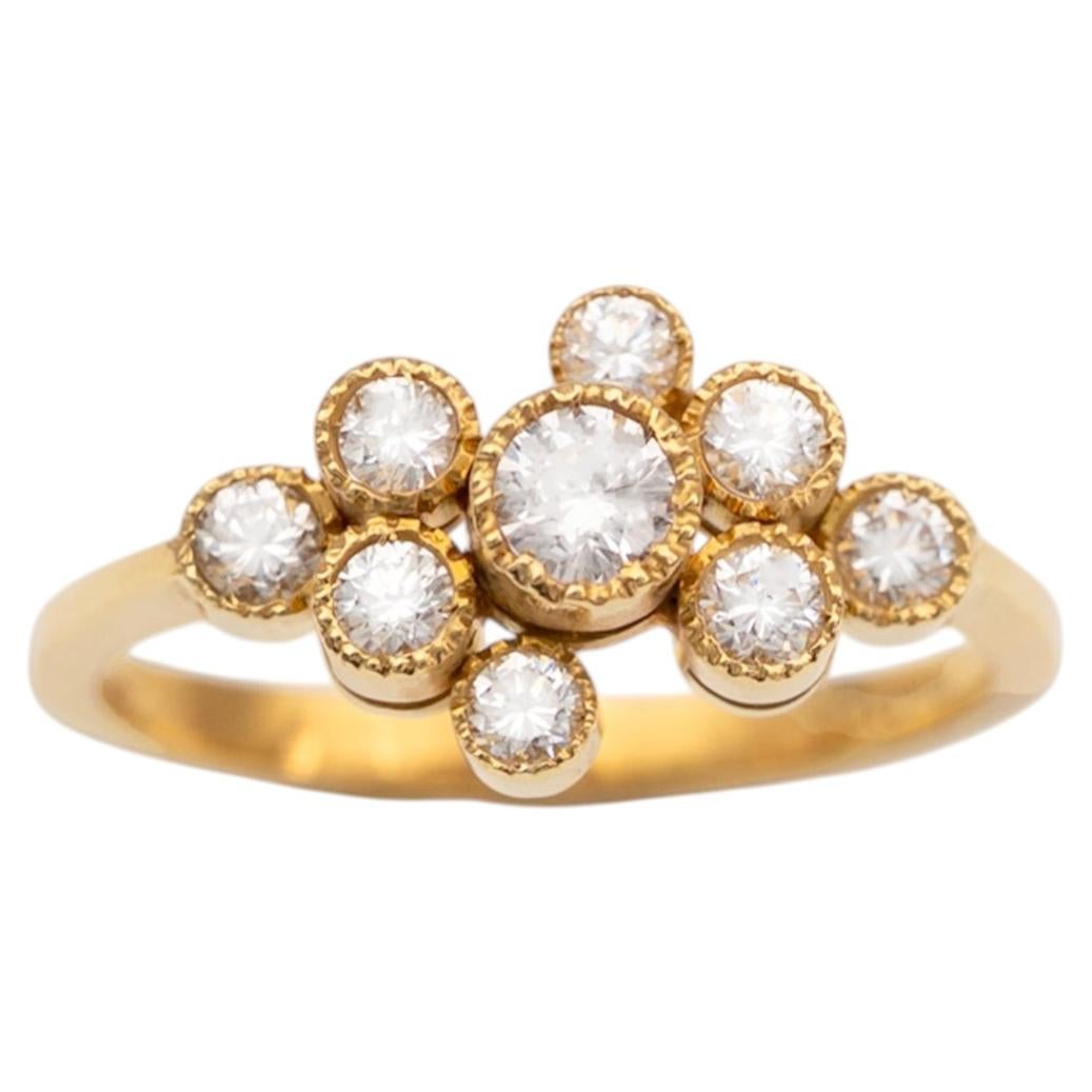 Anello a grappolo in oro giallo 18k con diamanti rotondi