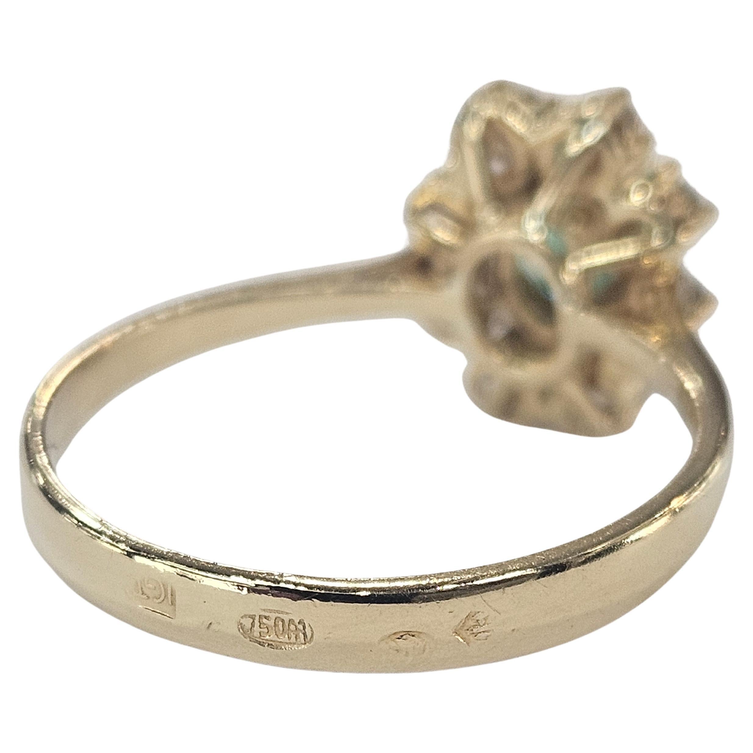 Cluster Ring Natural Emerald Colombia 0.60 Ctw. Diamond Yellow Gold 18 Karat in vendita 6