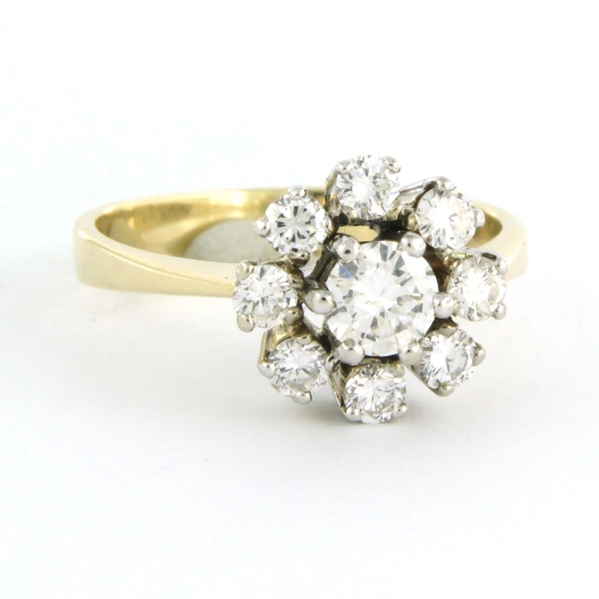 Bague à grappes avec diamants de taille brillant jusqu'à 0,93ct or 14k 4,2 grammes en vente 1