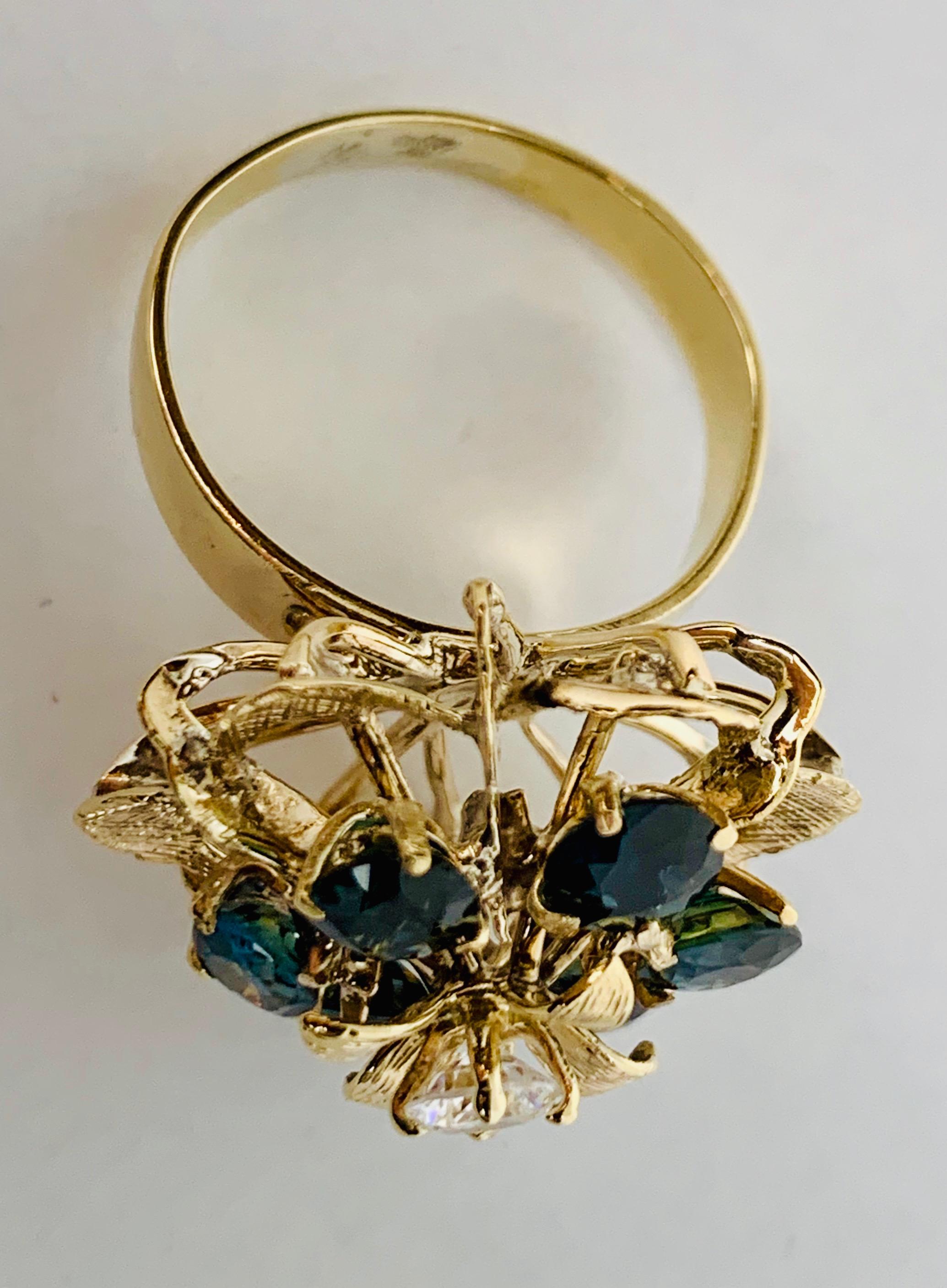 Cluster-Ring mit sechs Saphiren-Florentine-Finish-18k y.g. im Zustand „Gut“ im Angebot in West Palm Beach, FL