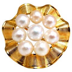 Épingle en or 14 carats avec perles des mers du Sud en grappe