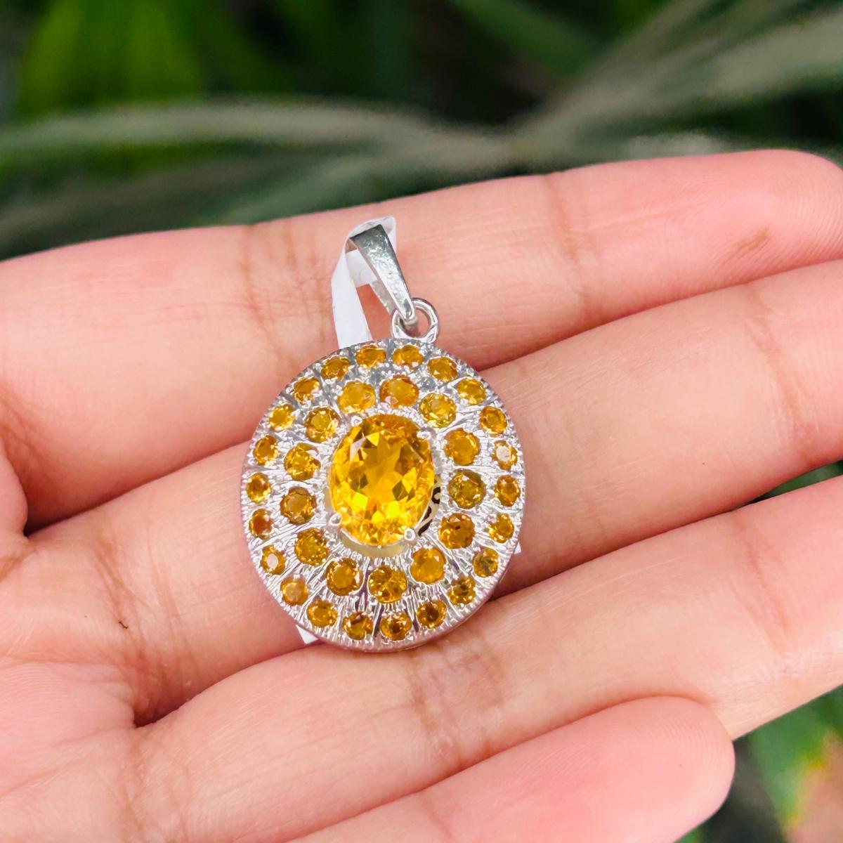 Pendentif en argent 925 avec Citrine en forme de grappe Cadeau pour elle en vente 2