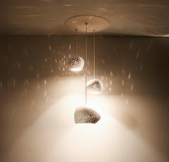 CLÚSTER TRES - Línea - Lámpara colgante de cerámica hecha a mano - Araña contemporánea