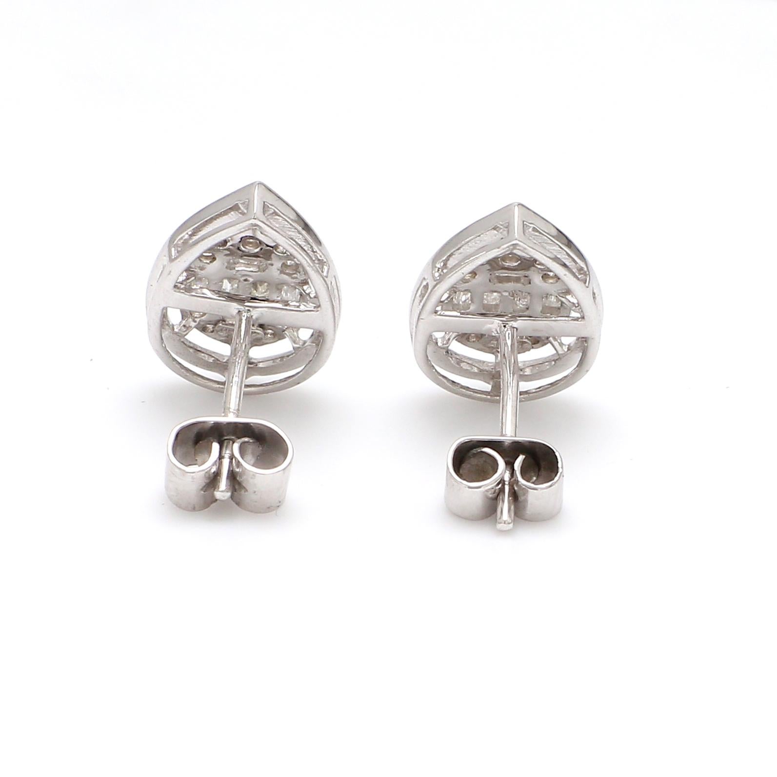 Mixed Cut Clustered 1ct Diamonds Pear-Shaped Stud Earrings 18k Solid White Gold For Sale