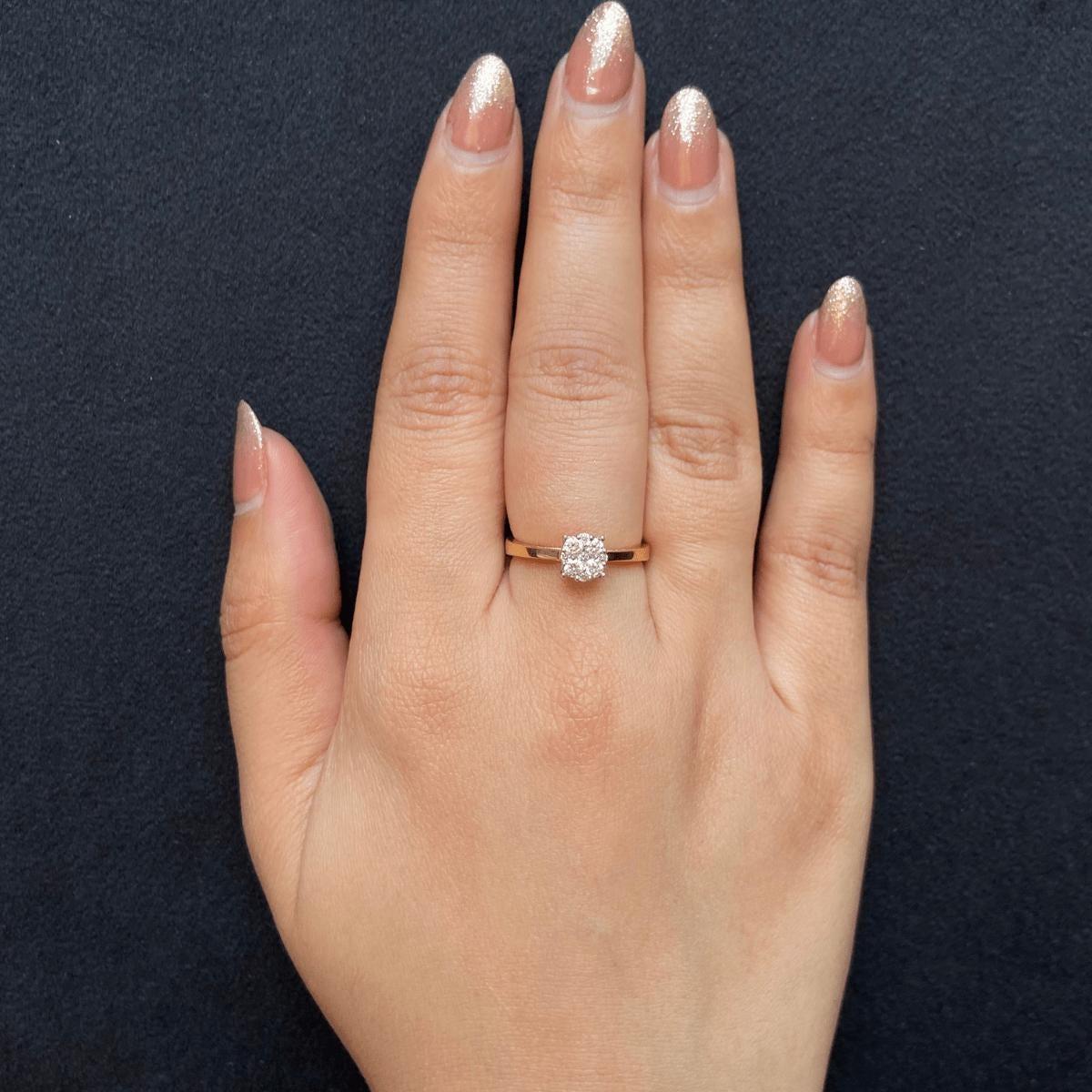 Clustered Natural Diamond Proposal Ring in 14k Solid Gold (Certified) (Art déco) im Angebot