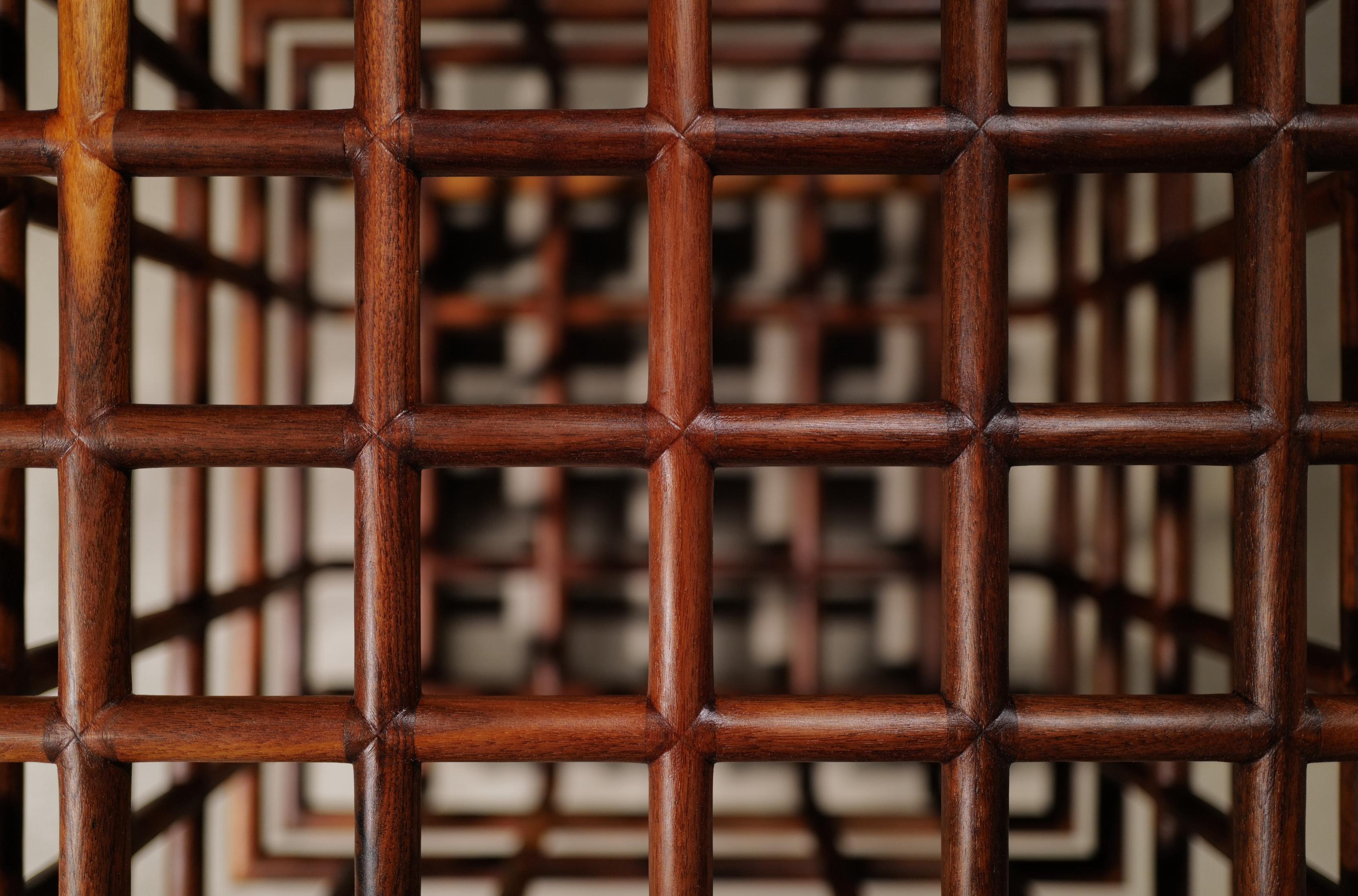 Postmoderno Scultura di frizione di Laylo Studio in vendita