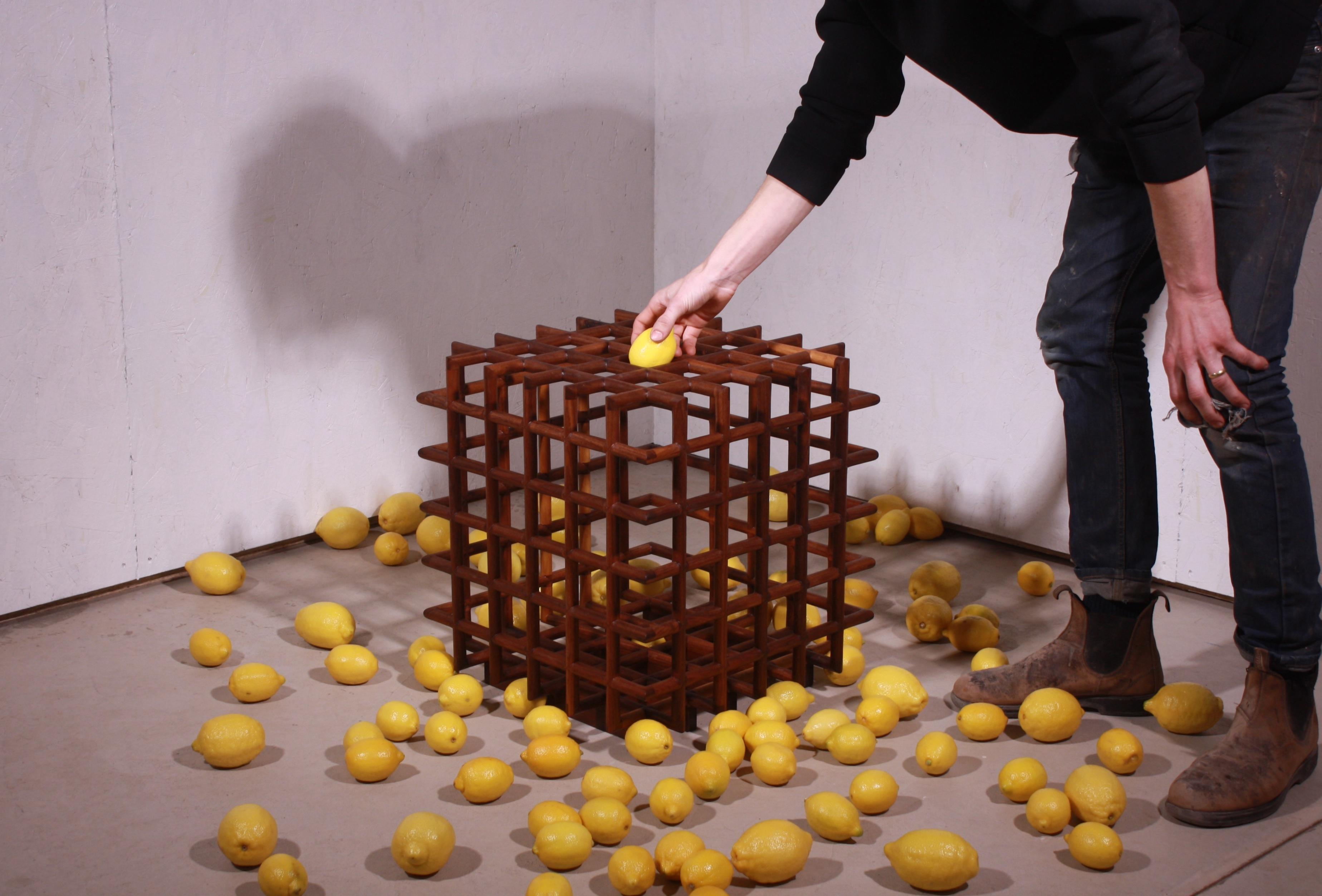 Scultura di frizione di Laylo Studio In condizioni Nuovo in vendita a Geneve, CH