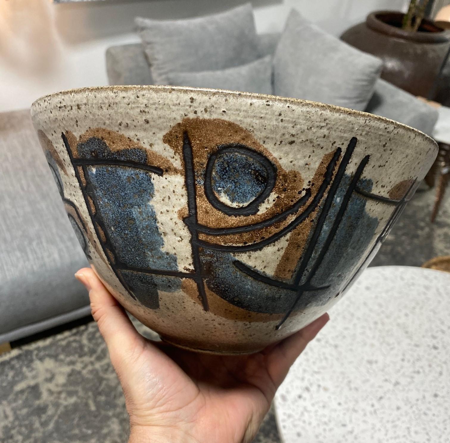 Clyde Burt Signed Large Mid-Century Modern Studio Pottery Ceramic Art Bowl For Sale 11