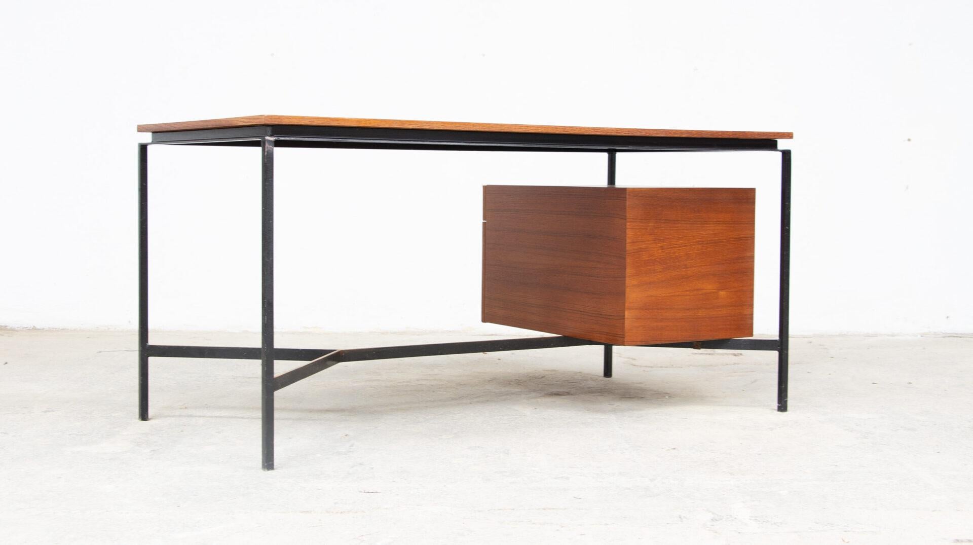Mid-Century Modern CM 172 desk by Pierre Paulin for Thonet, 1960' For Sale