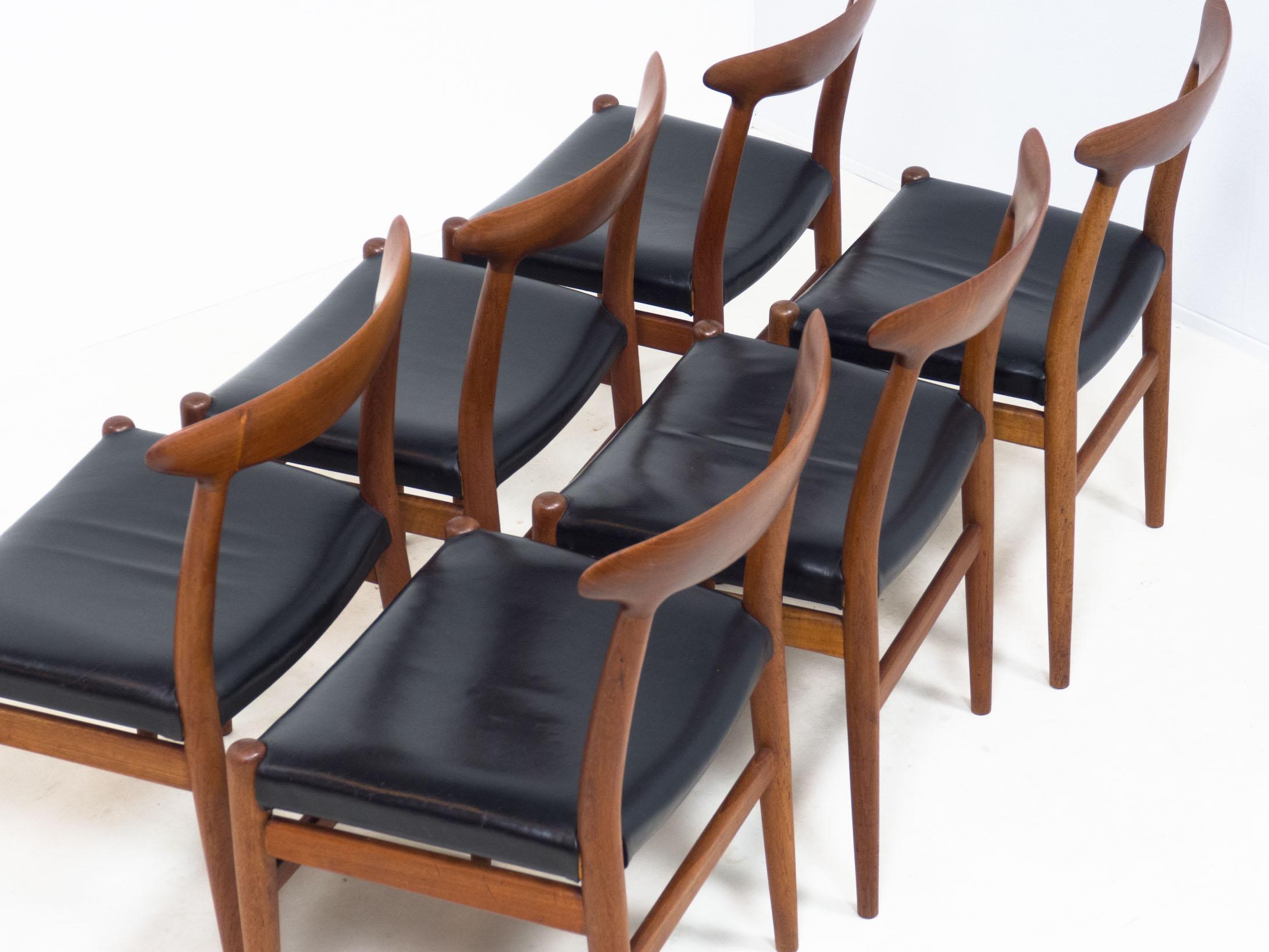 Leather C.M. Madsen set of six teak and leather dining chairs – Hans J. Wegner For Sale