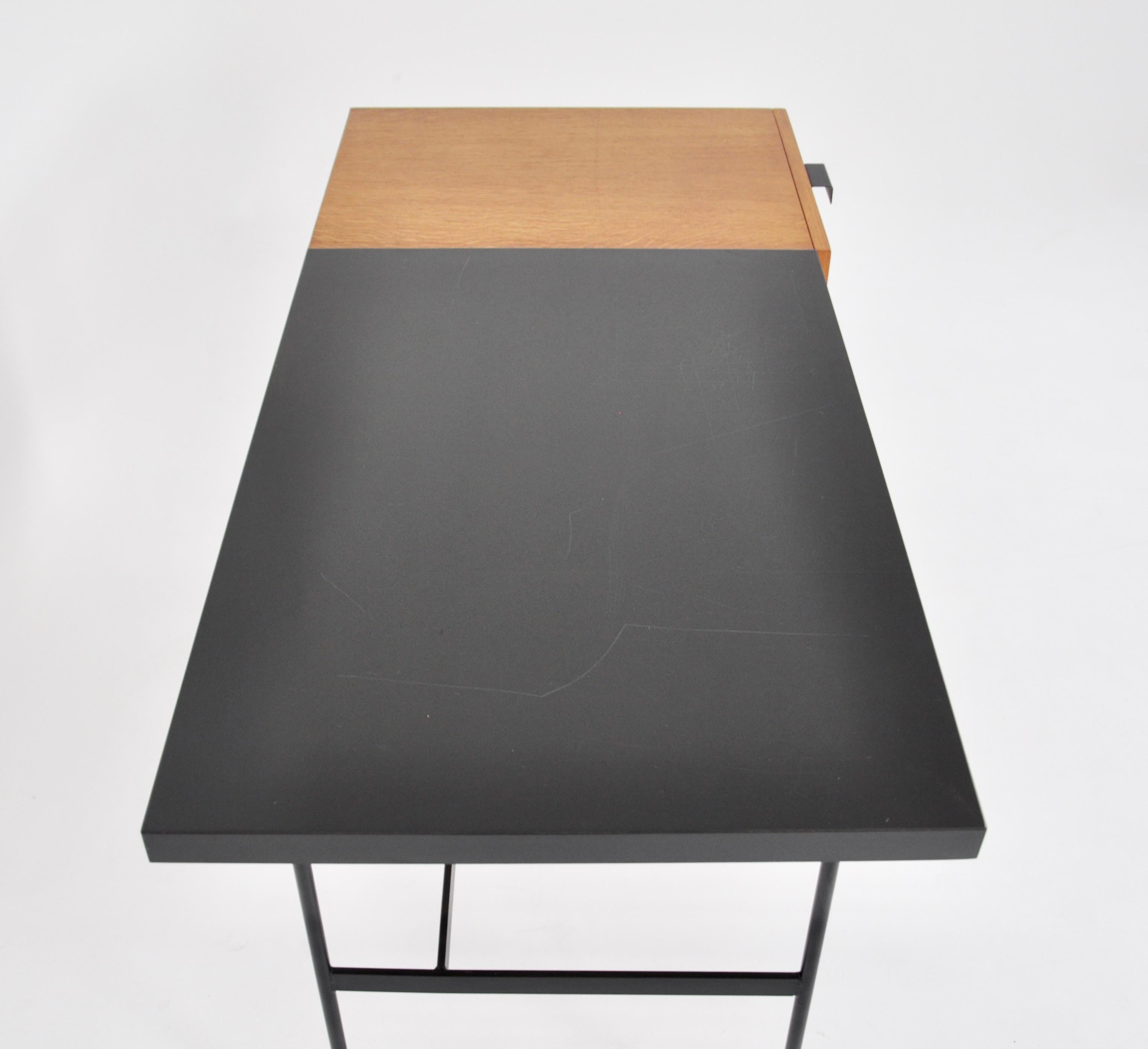 Cm141 Desk by Pierre Paulin for Thonet, 1954 3