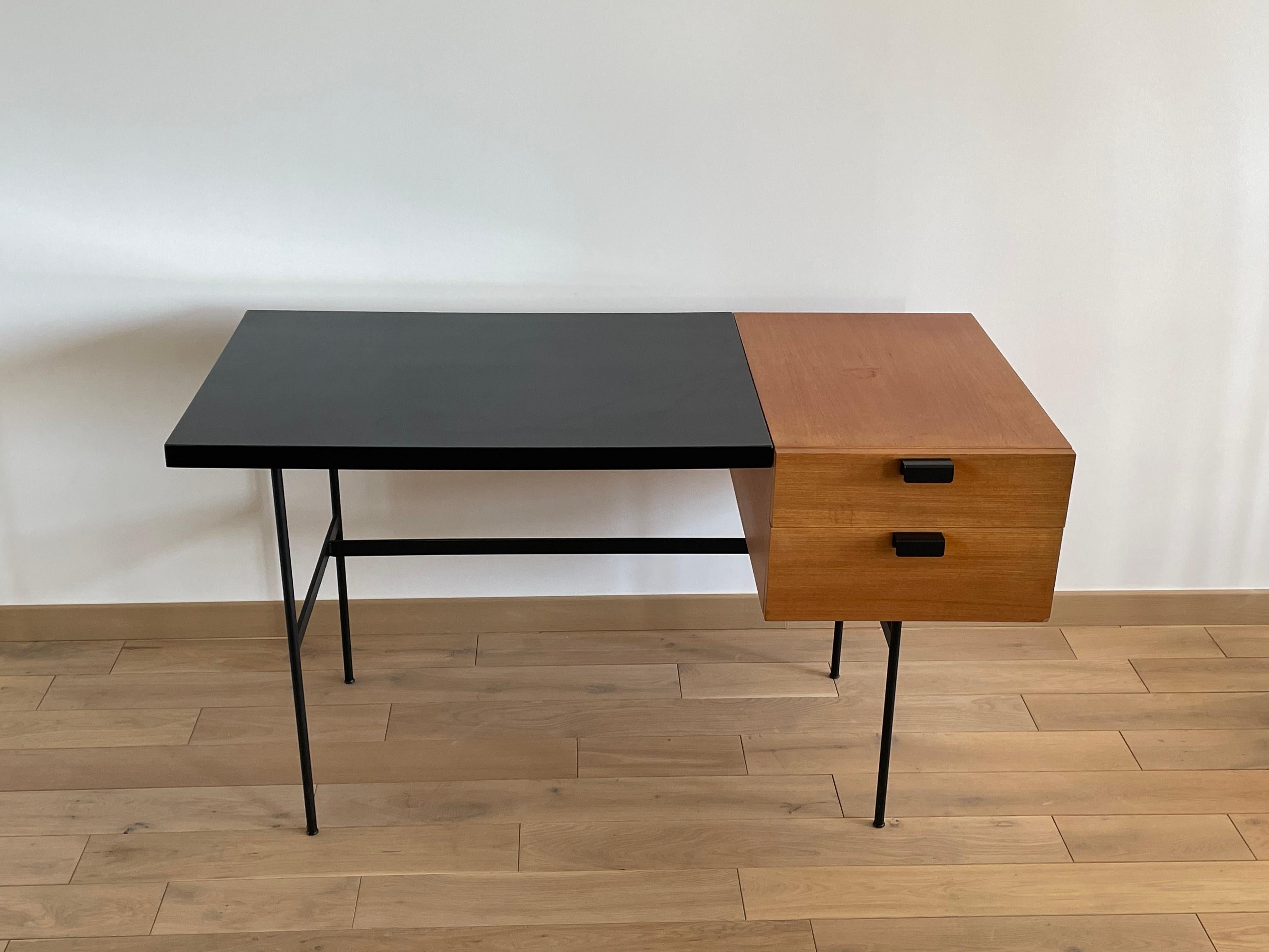 CM141 Desk by Pierre Paulin for Thonet, France, 1960s For Sale 6