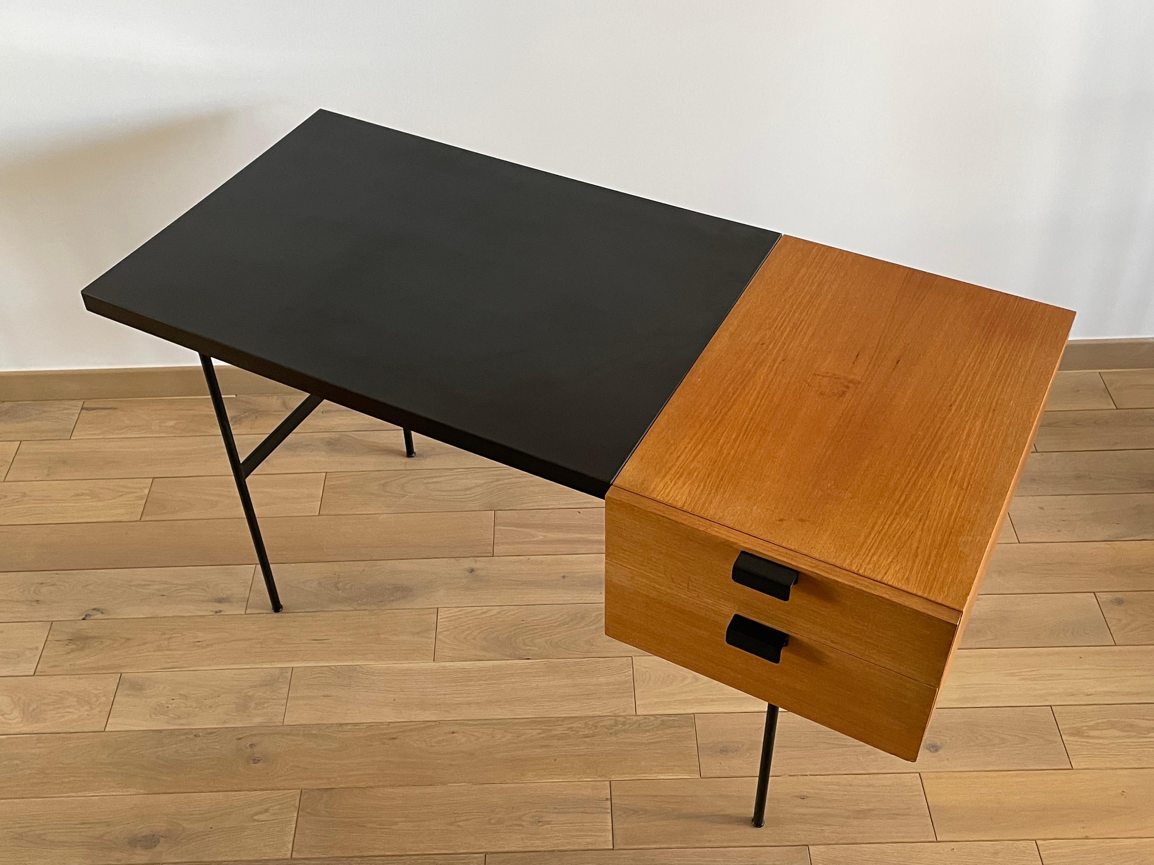 CM141 Schreibtisch von Pierre Paulin für Thonet, Frankreich, 1960er Jahre (Metall) im Angebot