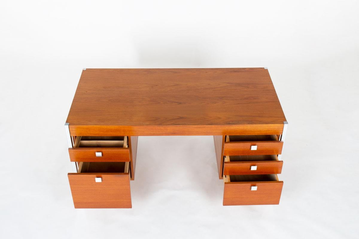 Chrome CM223 desk by Pierre Paulin for Thonet 1950 For Sale