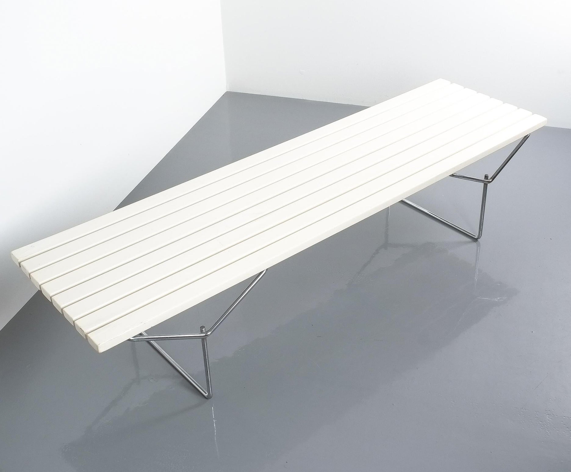 Bertoia Bench