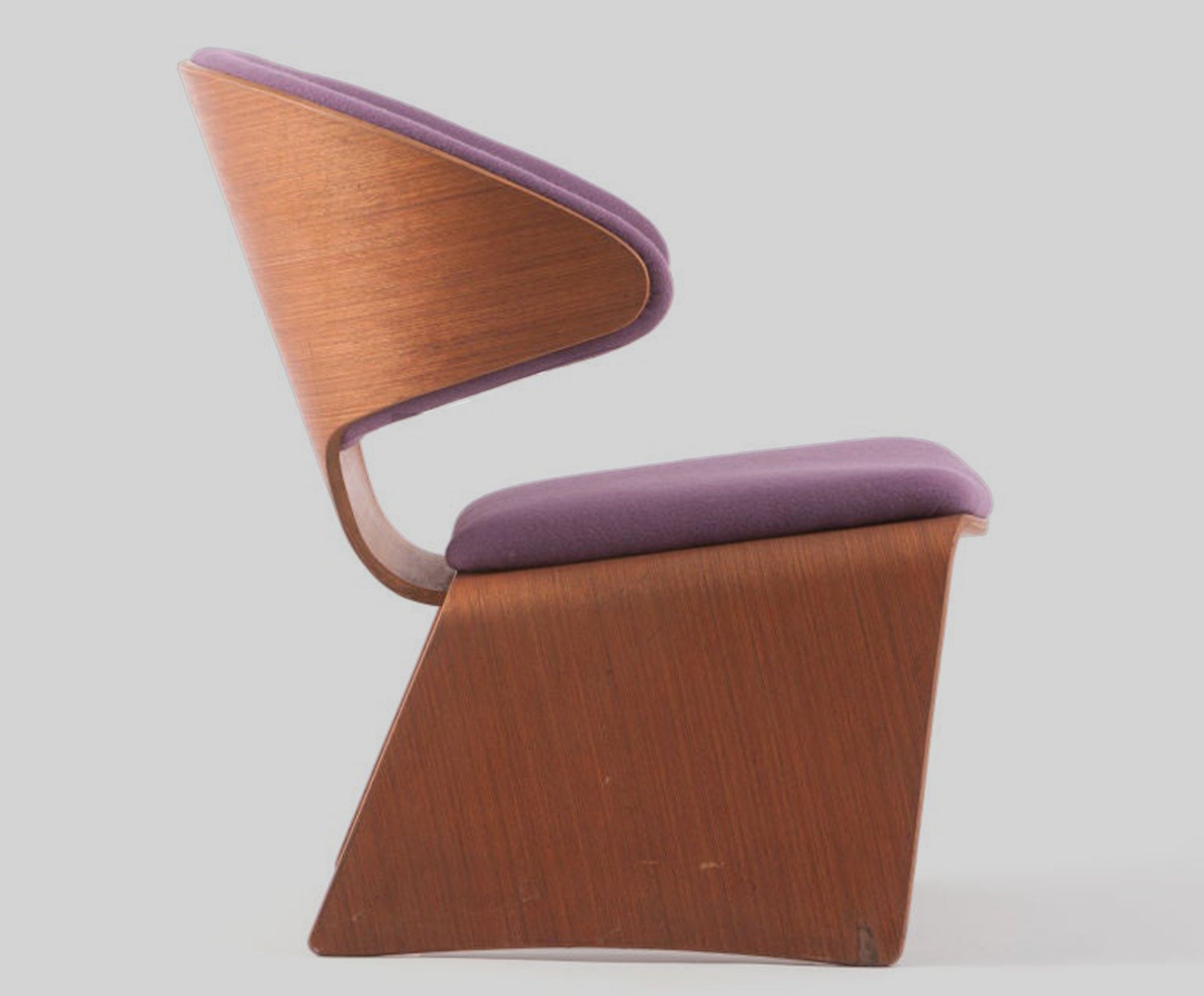 Gestreept werk Oriëntatiepunt Hans Olsen Bikini Chair | 1stDibs