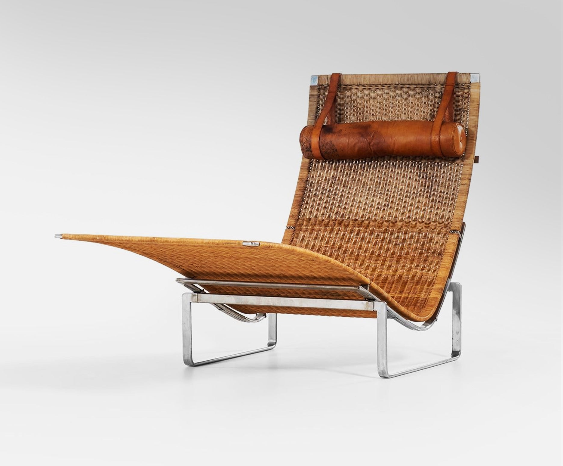 PK24 Lounge Chair