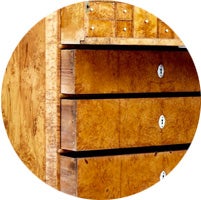 Kredenzen und Anrichten