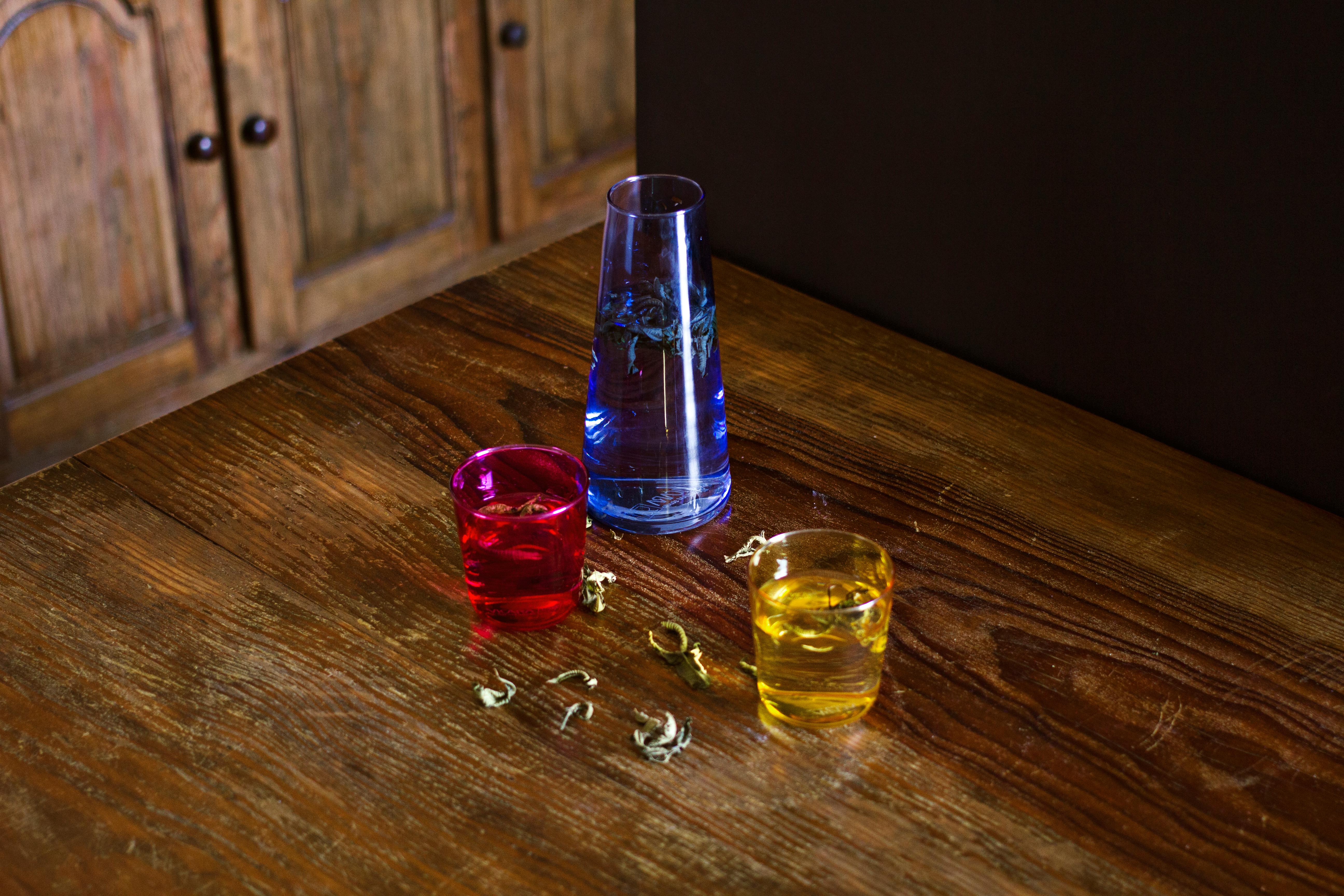 Cmyk, Playful Color Theory Inspired Glass and Carafe Set by Ojeam Studio For Sale 6