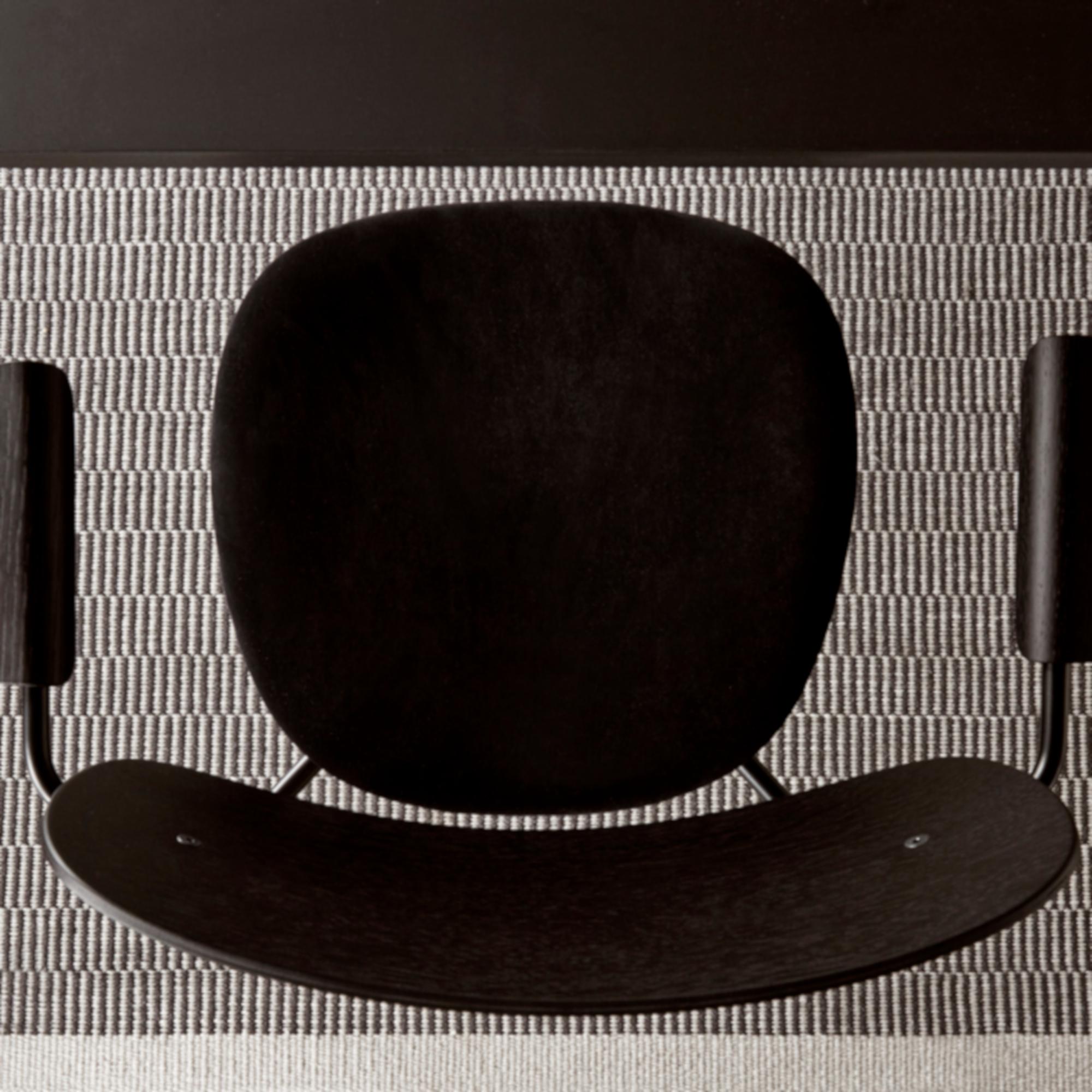 chair with armrest