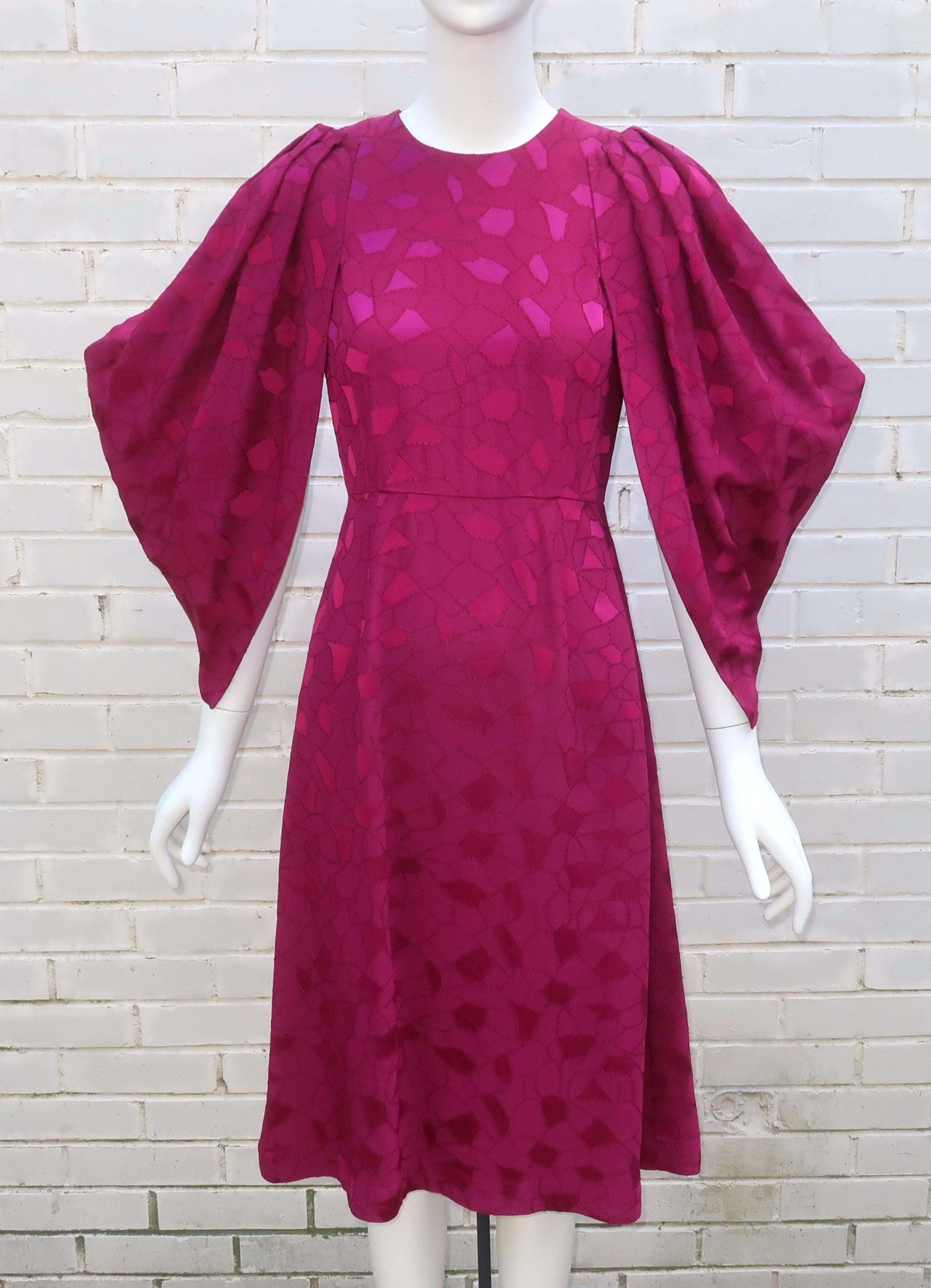 CO Cocoon Sleeve Magenta Dress, 2018 For Sale 5