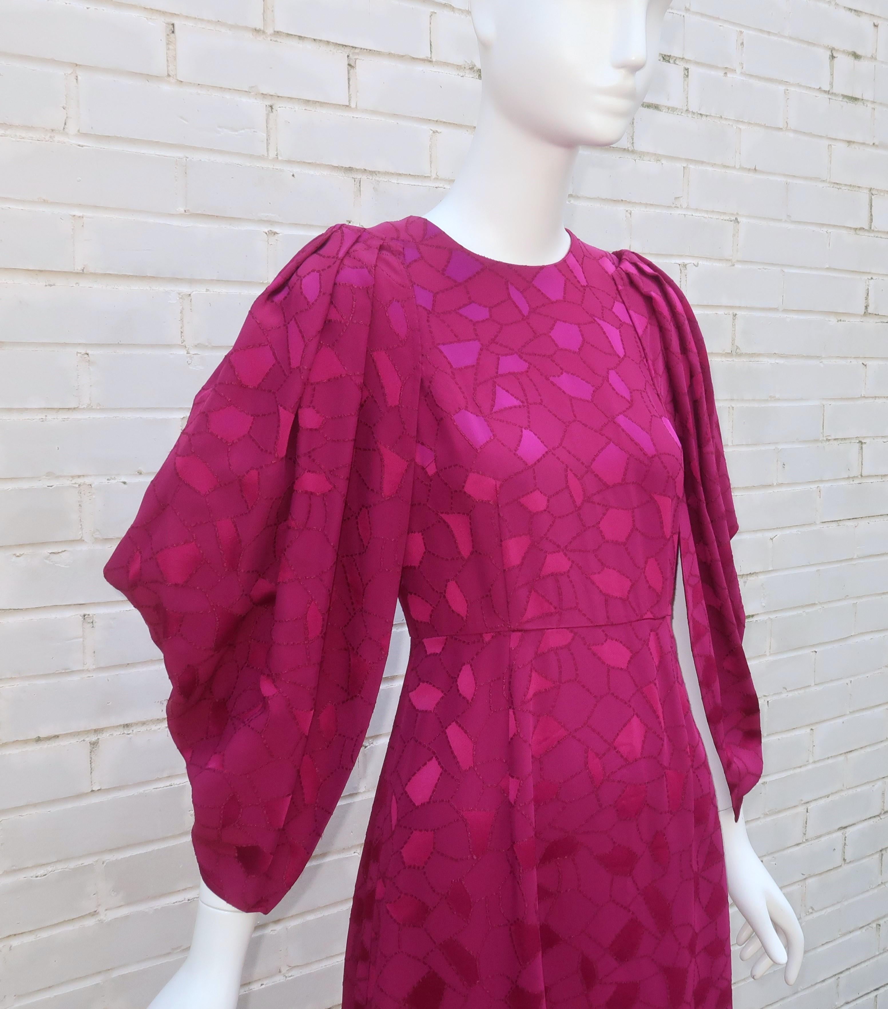 CO Cocoon Sleeve Magenta Dress, 2018 In Excellent Condition For Sale In Atlanta, GA