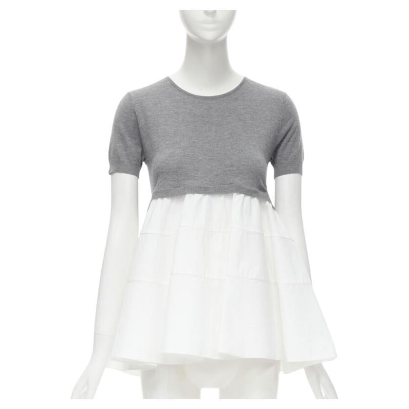 CO. COLLECTION 100% cachemire pull cropped gris top superposé évasé blanc XS en vente