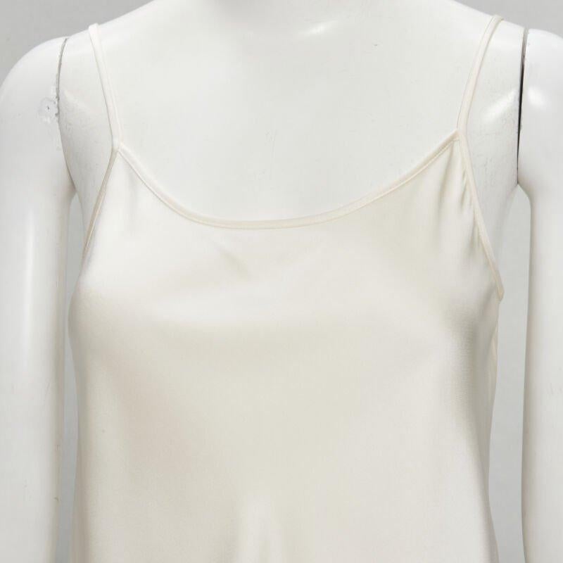 CO COLLECTION canotta beige in lana rayon XS
Riferimento: LNKO/A02002
Marchio: Collection'S
Materiale: Rayon, lana
Colore: Beige
Modello: Tinta unita
Prodotto in: Cina

CONDIZIONE:
Condizioni: Eccellente, questo articolo era usato ed è in ottime