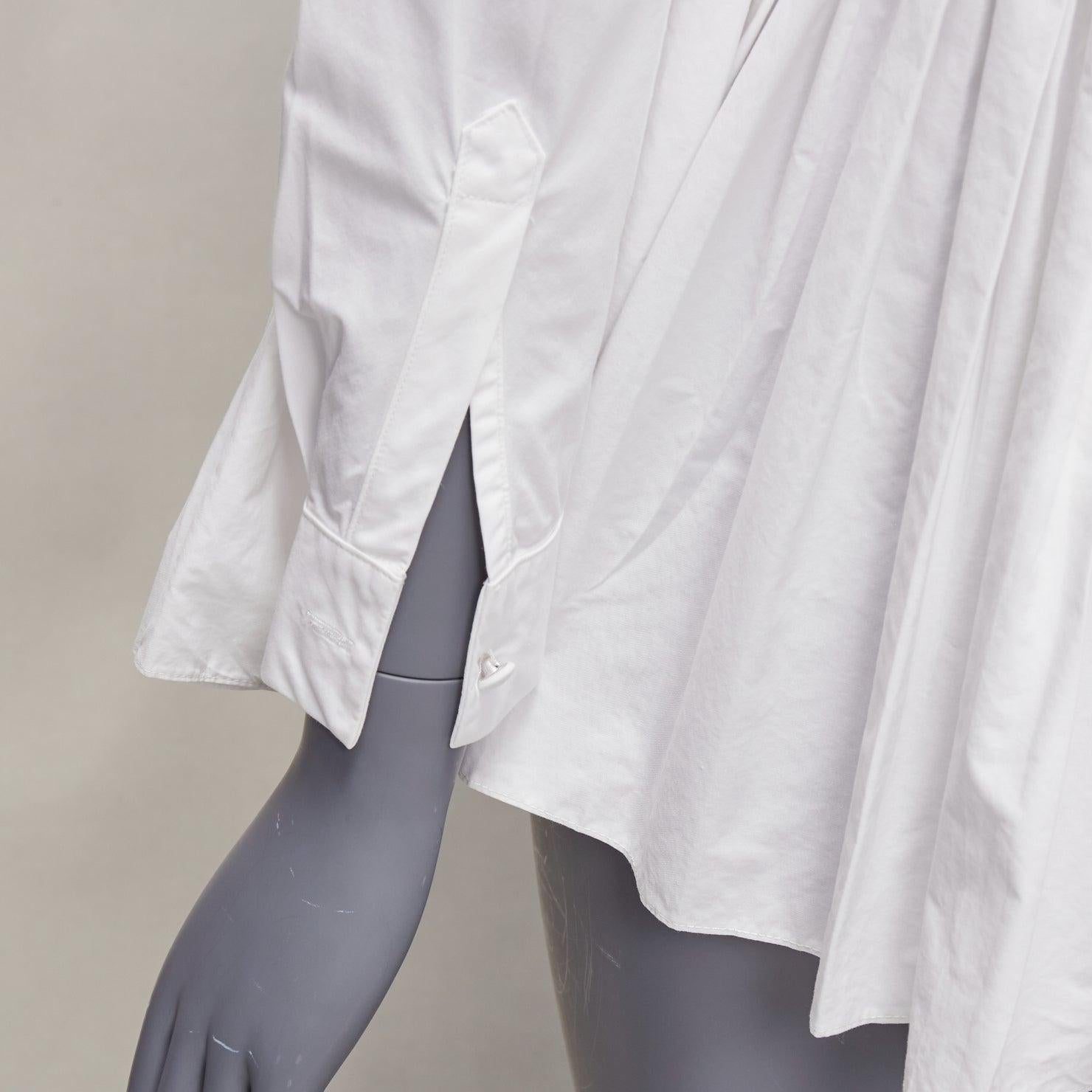 CO COLLECTIONS camicia in cotone bianco a vita alta con peplo plissettato US0 XS in vendita 2