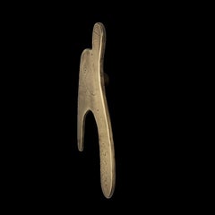 Artistic brass door pull – Co-created solid brass piece, 29 × 14 cm