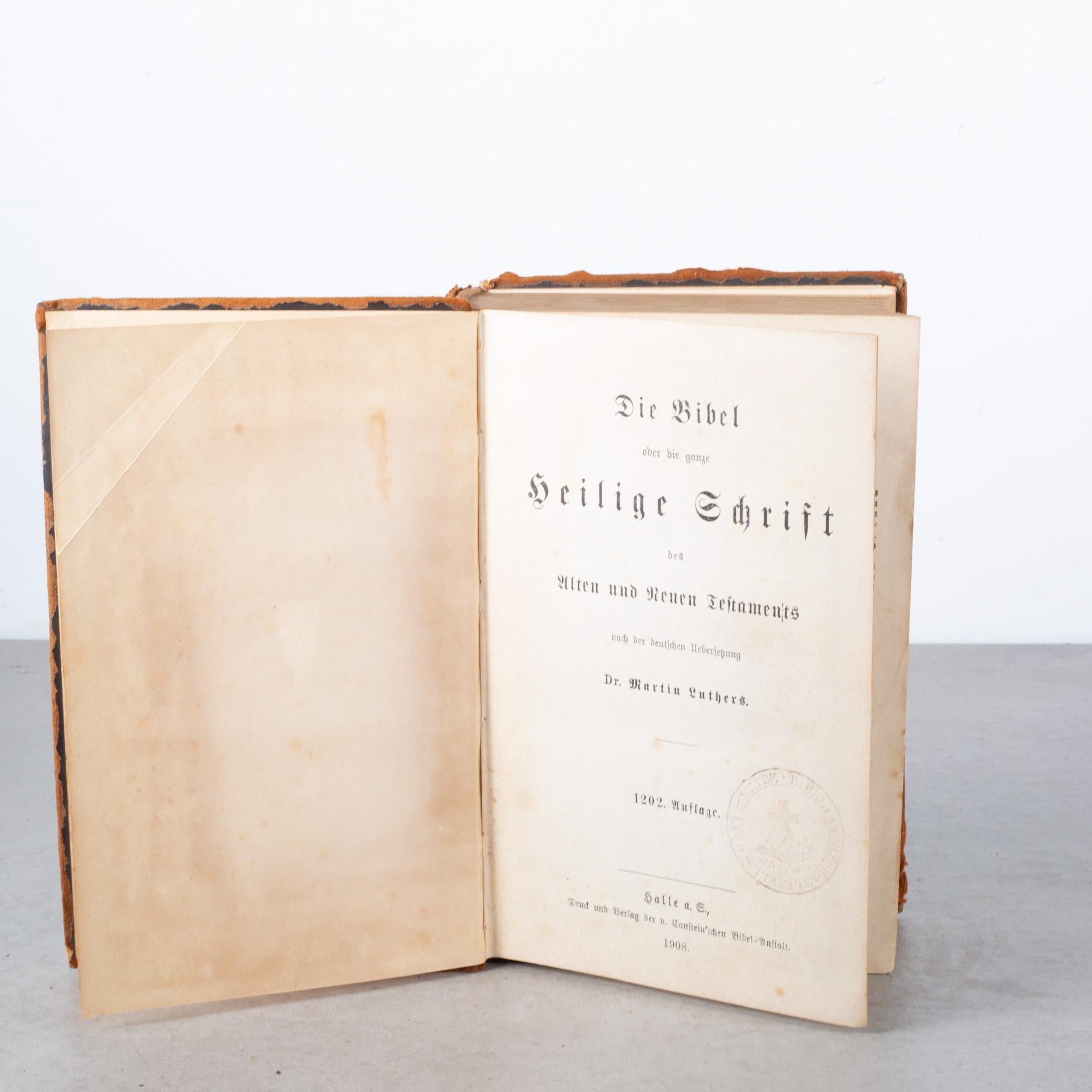 XIXe siècle The Collective of 19th c. Livres reliés en cuir vers 1822-1908 en vente