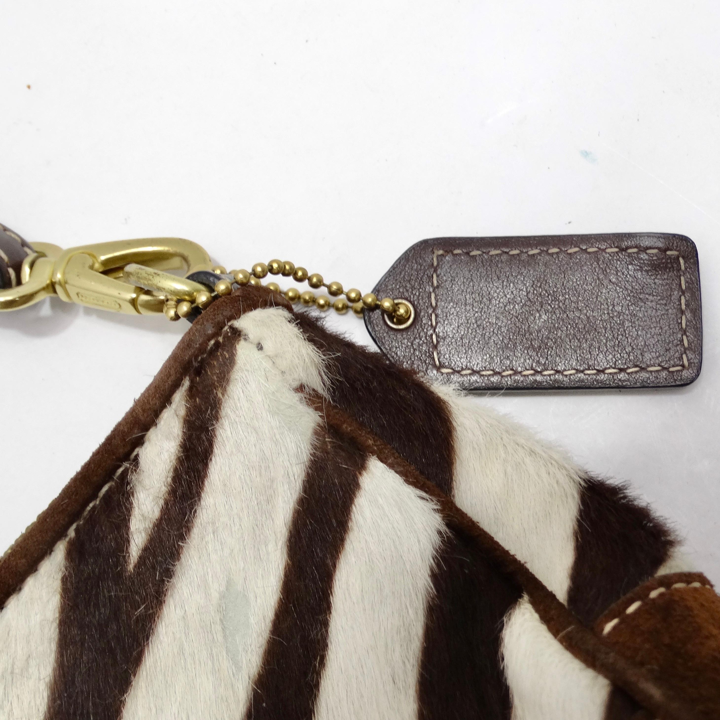 Bolso de hombro Coach de pelo de becerro con estampado de cebra de los años 90 en Excelente Estado en Scottsdale, AZ
