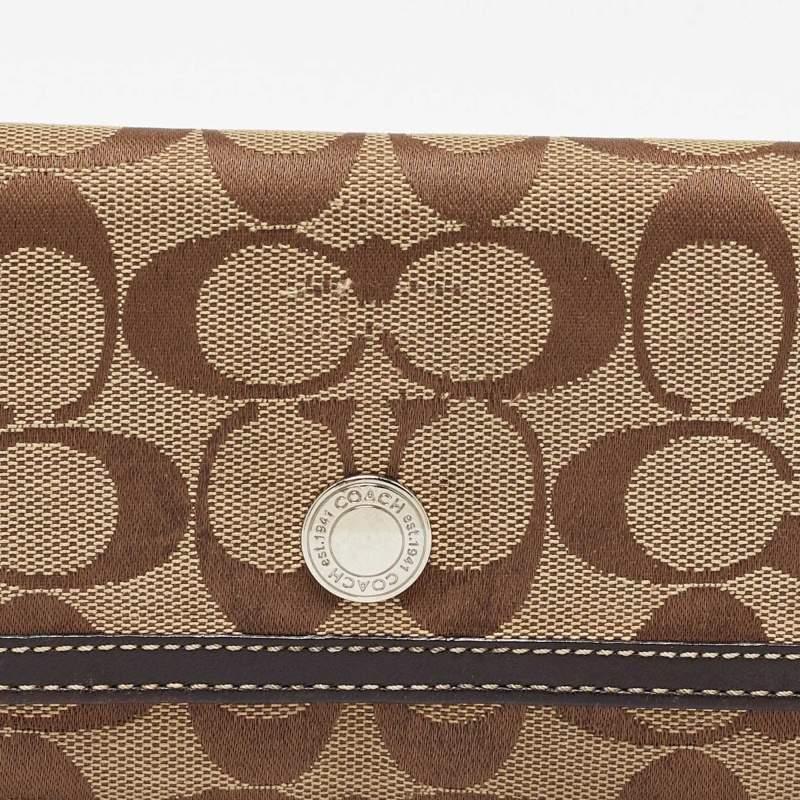 Coach Beige/Brown Signature Canvas and Leather Continental Wallet For Sale 3