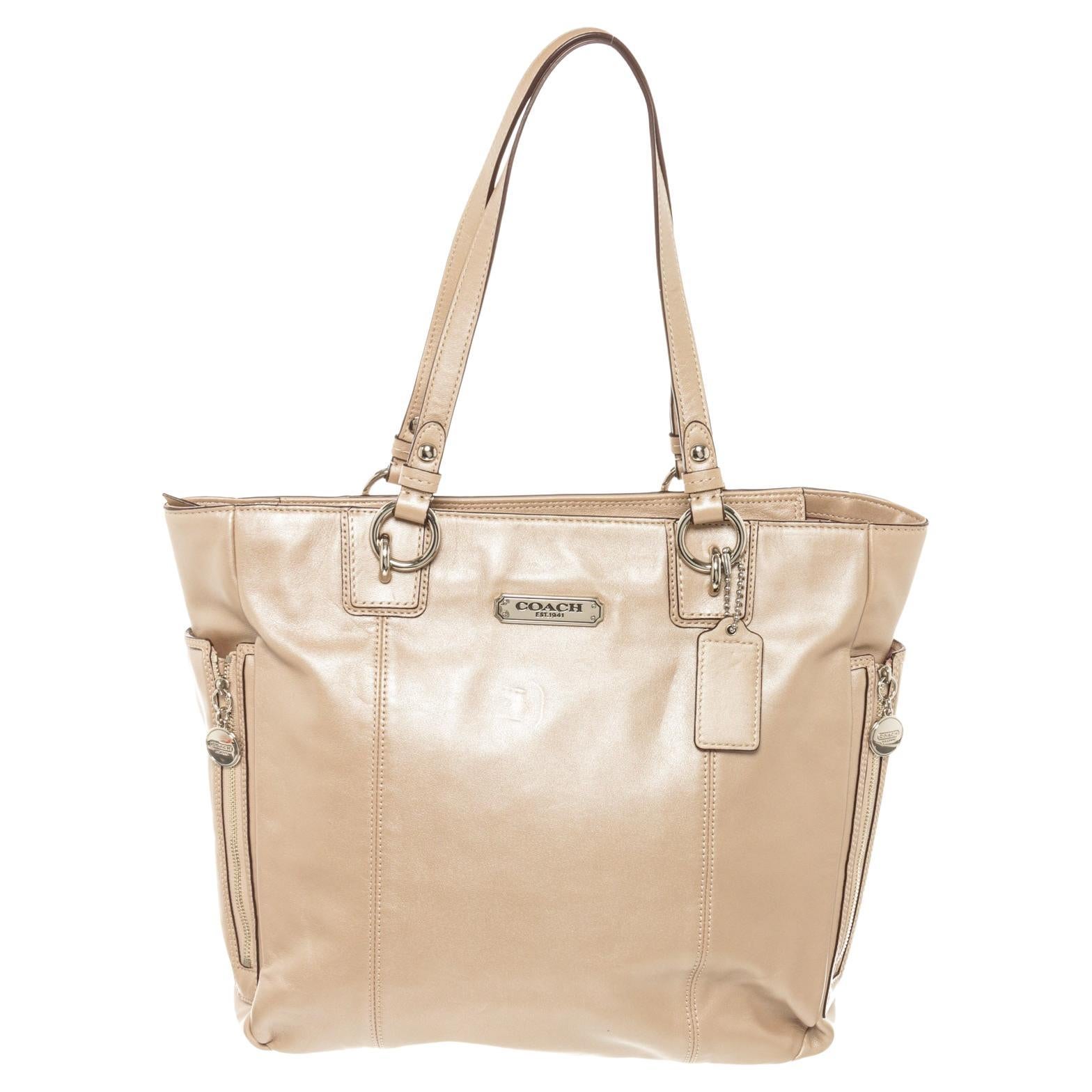 Coach Beige Leather Gallery Zipper Tote Bag For Sale
