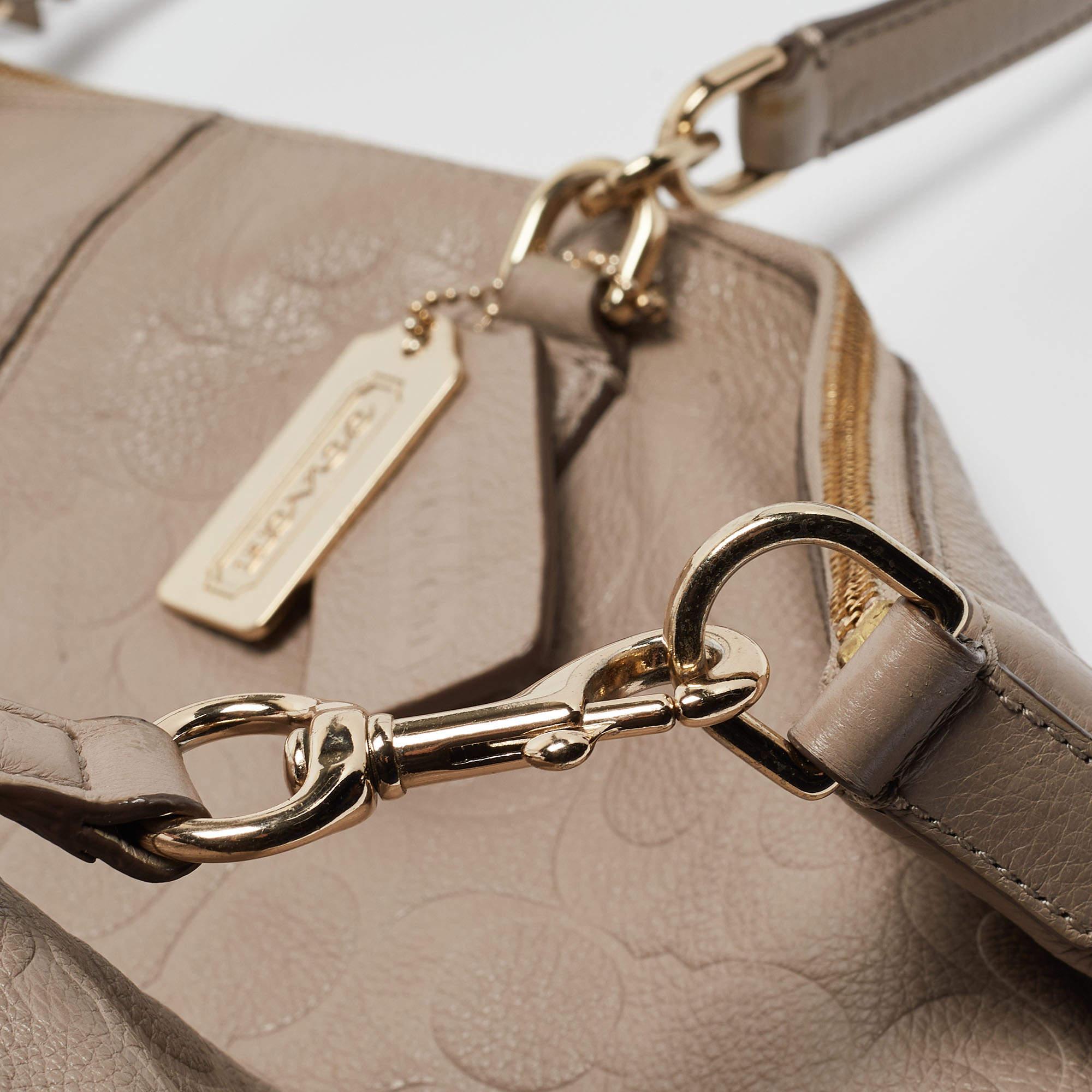 Coach Beige Signature Embossed Leather Bleecker Zip Tote For Sale 6