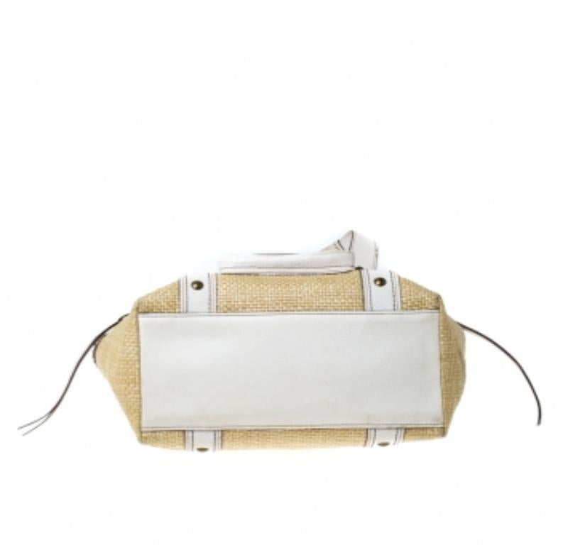 Coach Beige/White Straw and Leather Tote in vendita 2