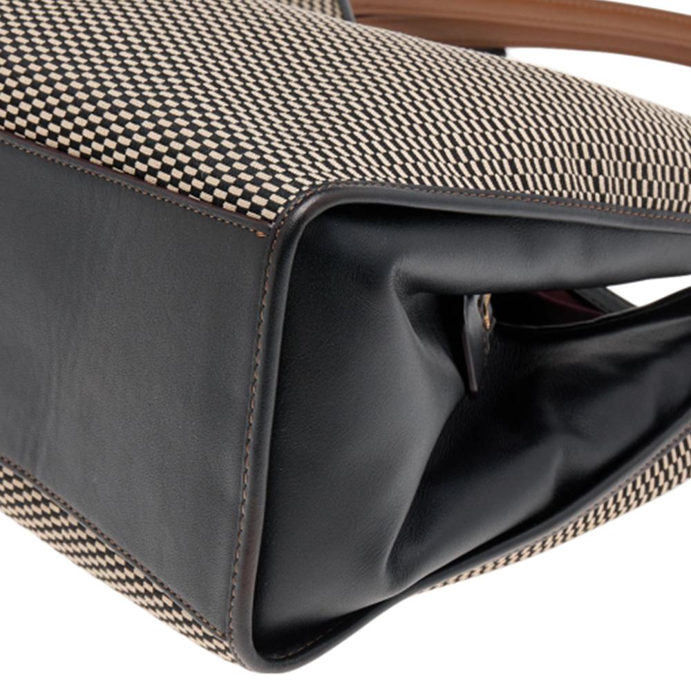 Women's Coach Black/Beige Leather And Fabric Carlyle Madison Shoulder Bag