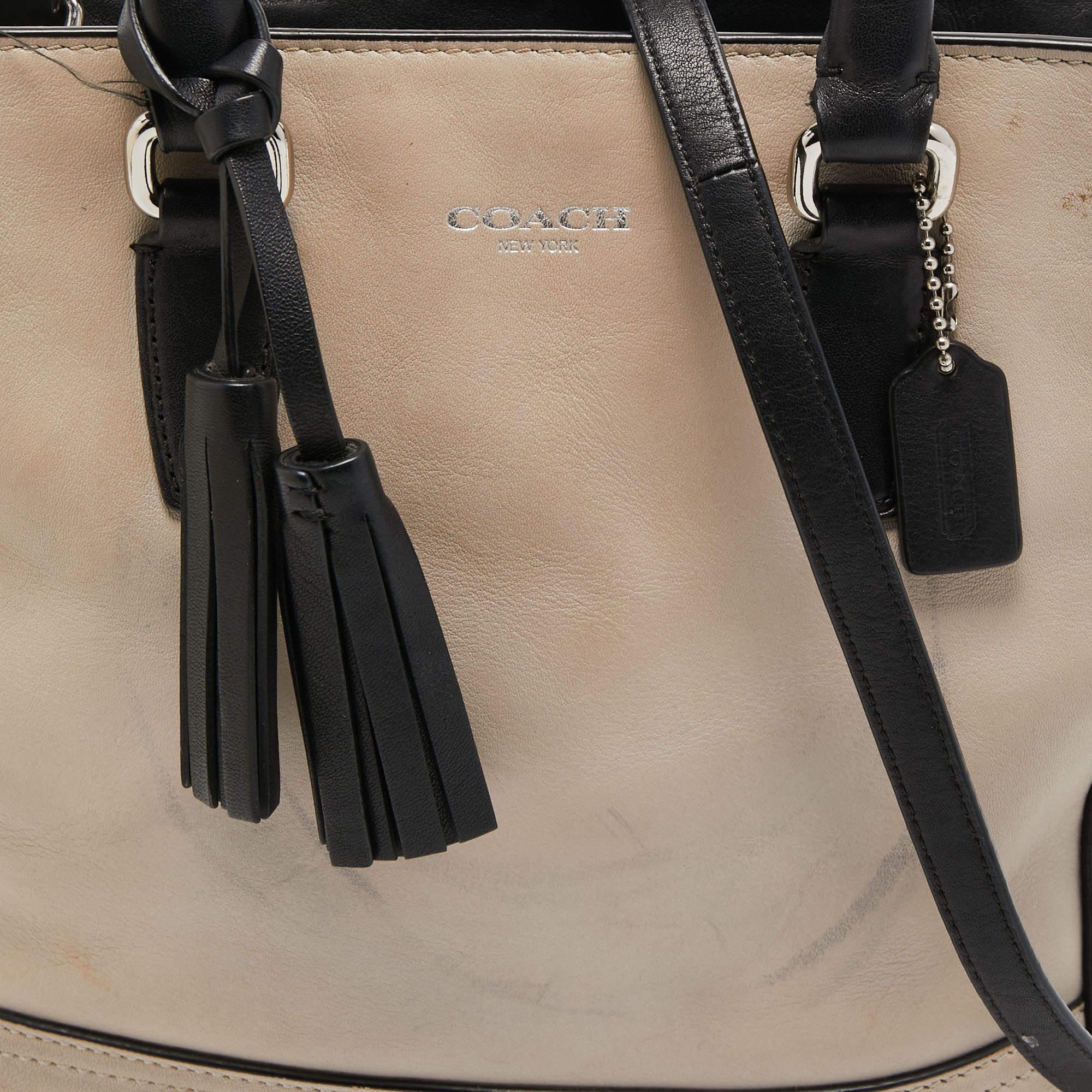 Coach Black/Beige Leather Tassel Tote In Fair Condition For Sale In Dubai, Al Qouz 2