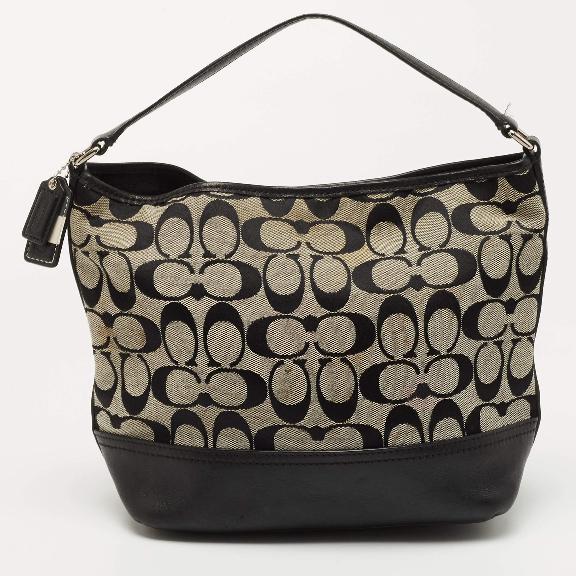 Women's Coach Black/Grey Signature Canvas and Leather Shoulder Bag For Sale